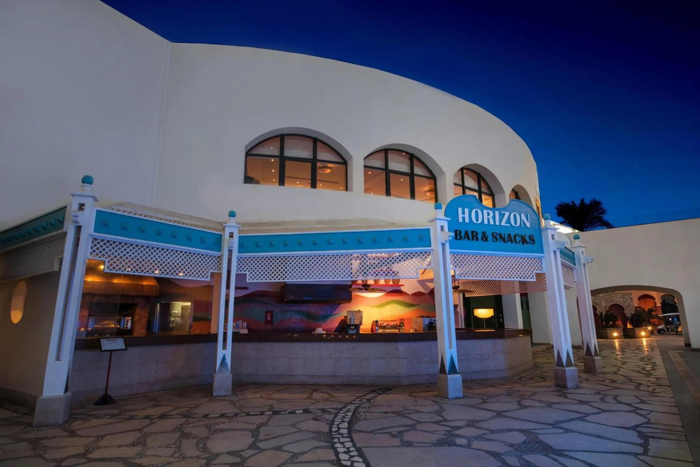 Restaurant/places to eat in Reef Oasis Blue Bay Resort & Spa