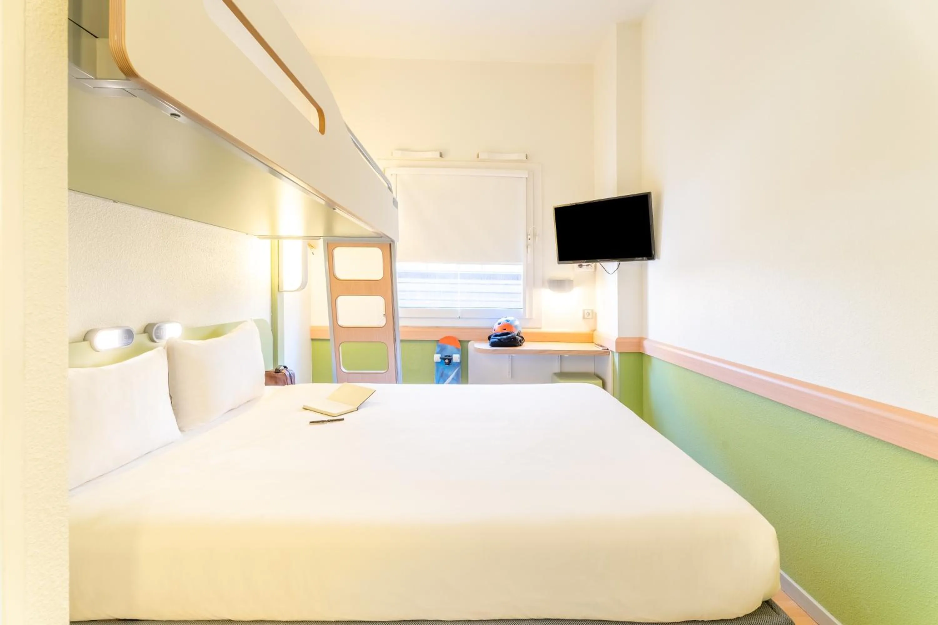 Bed in Ibis Budget Madrid Calle Alcalá