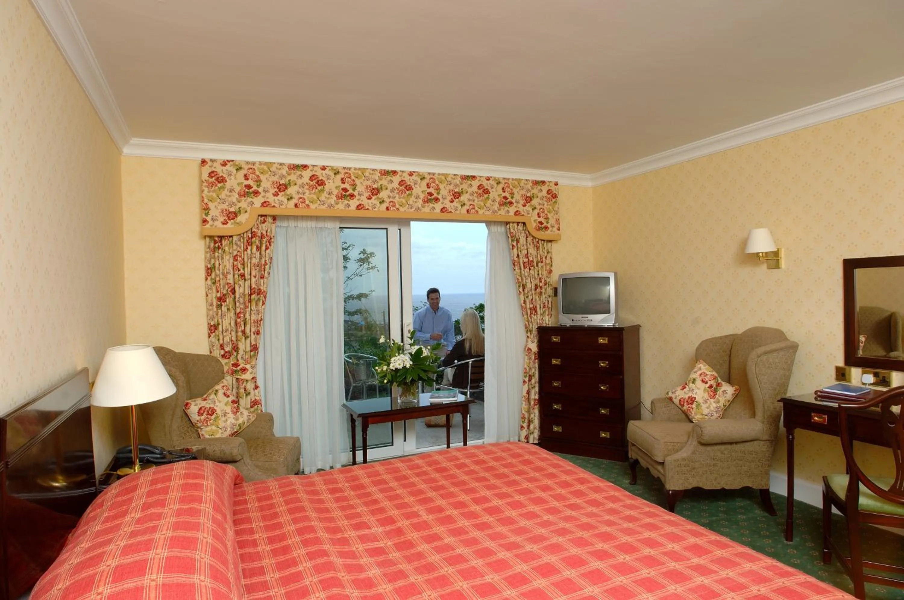 Bed in Fernhill Hotel