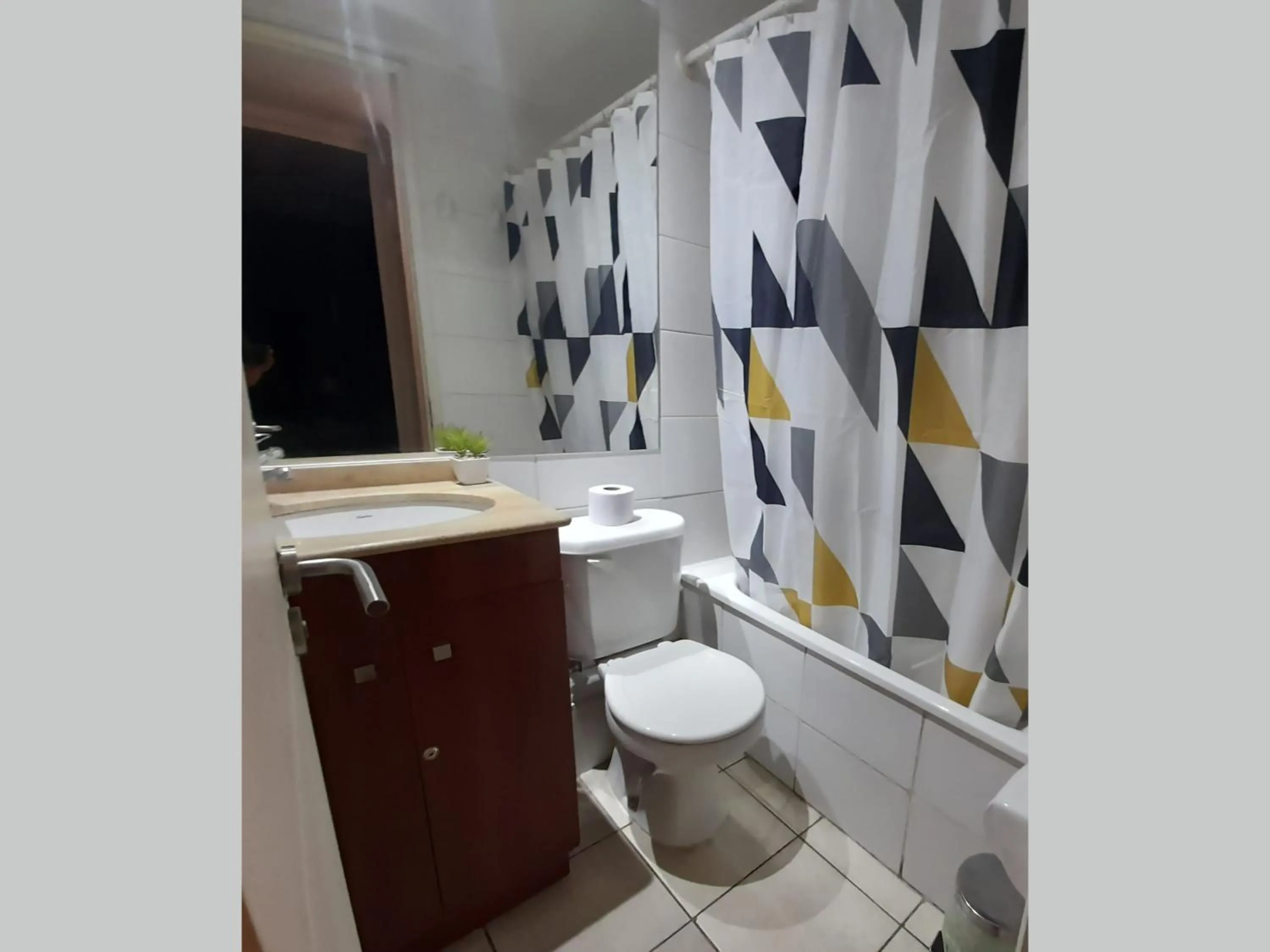 Bathroom in VIP Apartments Chile