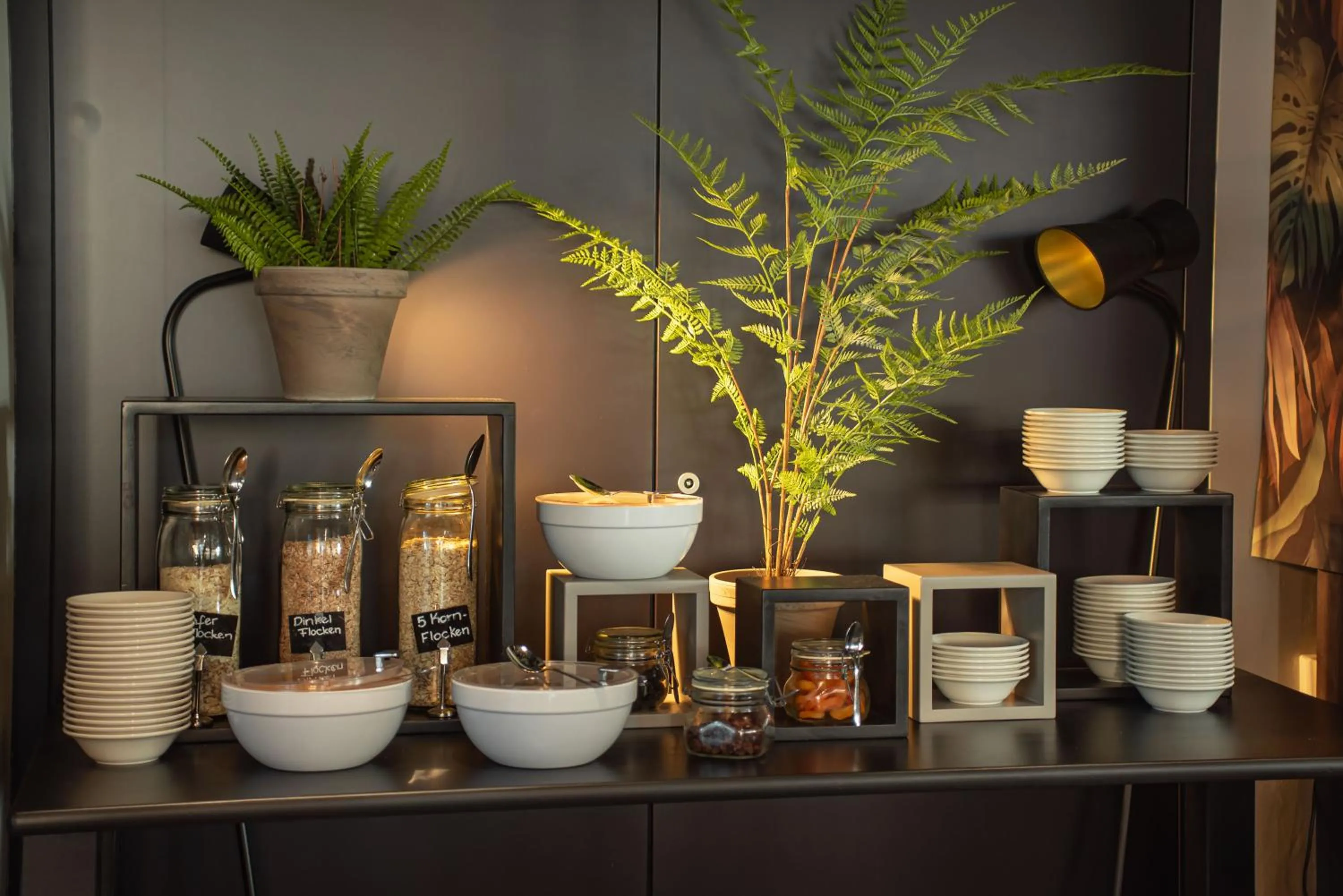 Restaurant/places to eat in Hotel Sempachersee