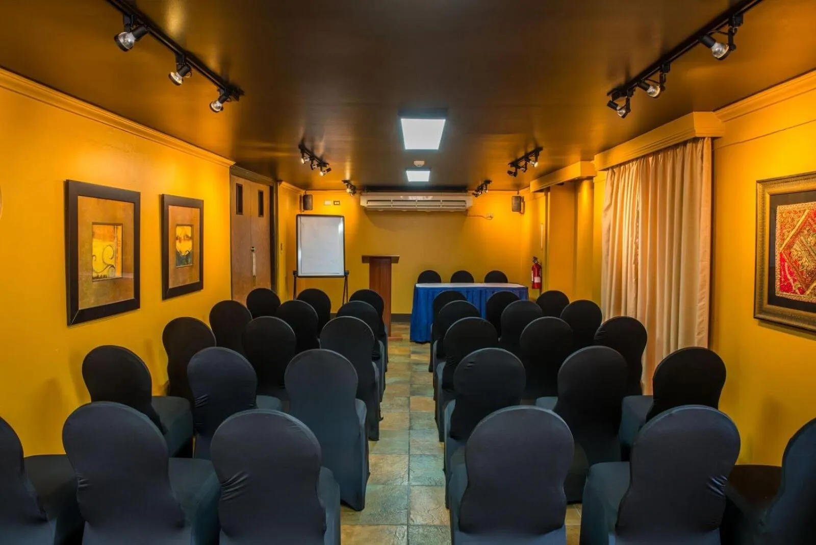 Banquet/Function facilities in Kapok Hotel