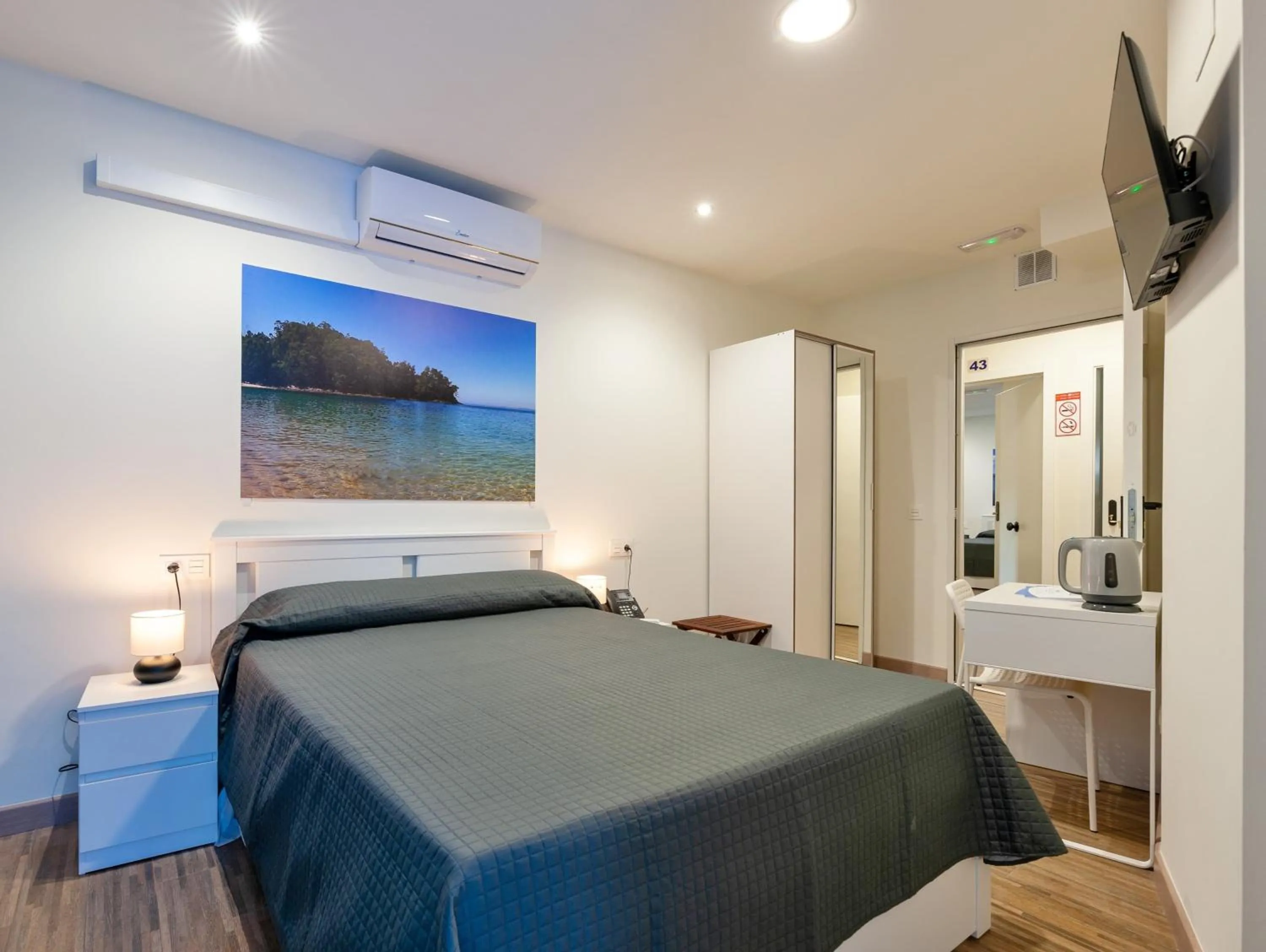 Bed in Innmare Fortuna Hotel Dos Estrellas