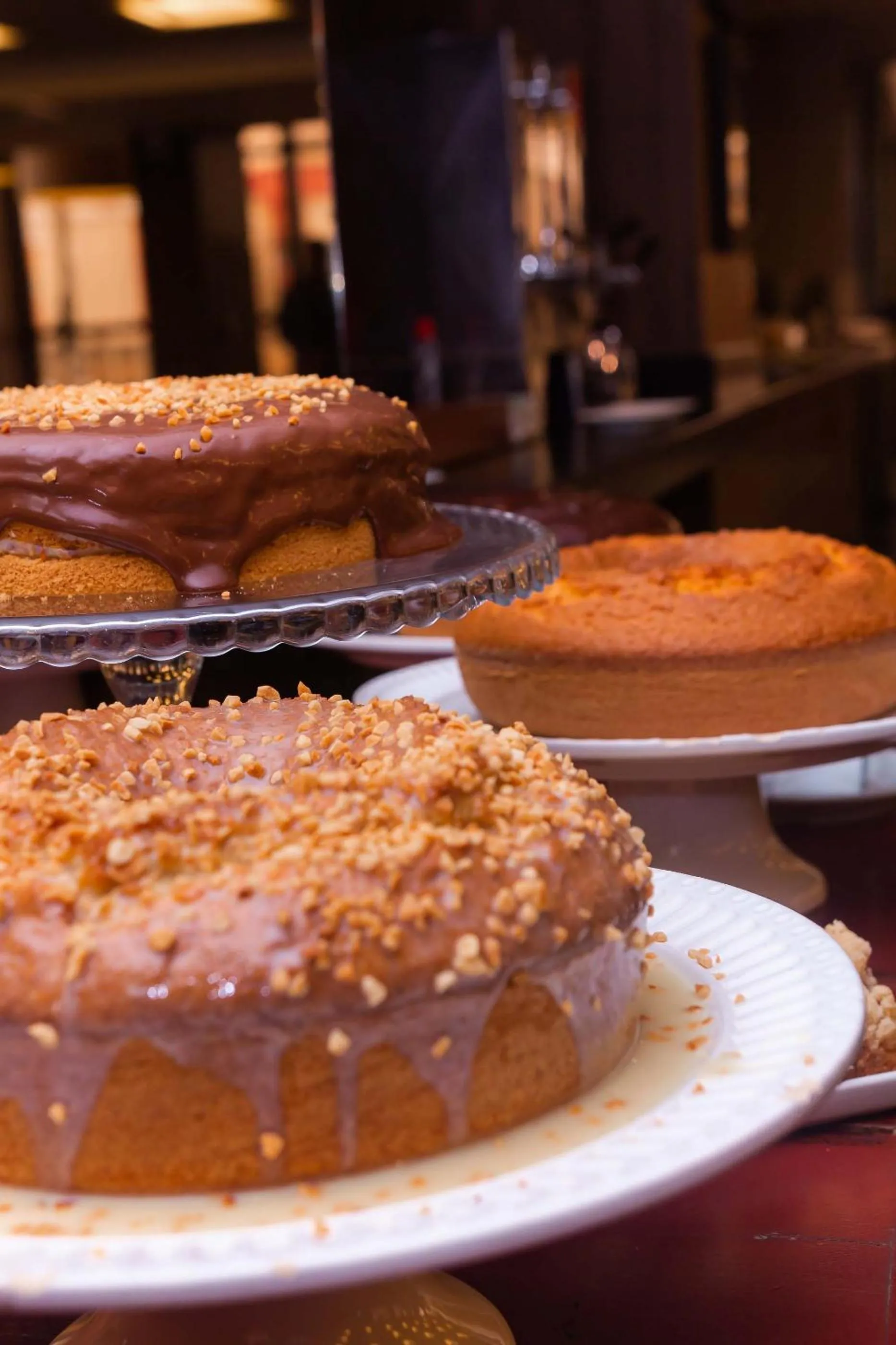 Food and drinks in Kennedy Executive Hotel