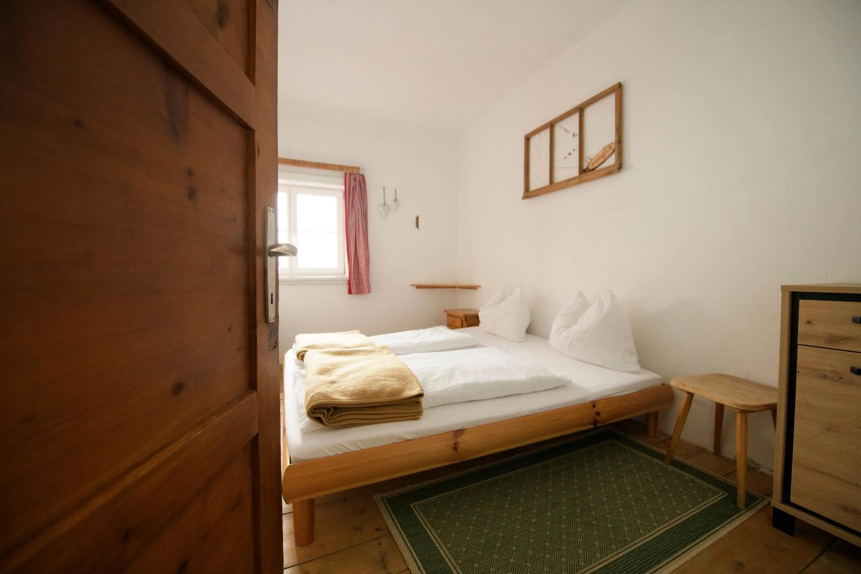 Bed in Gjaid-Alm 1739m am Dachstein-Only Accessible by Cable Car