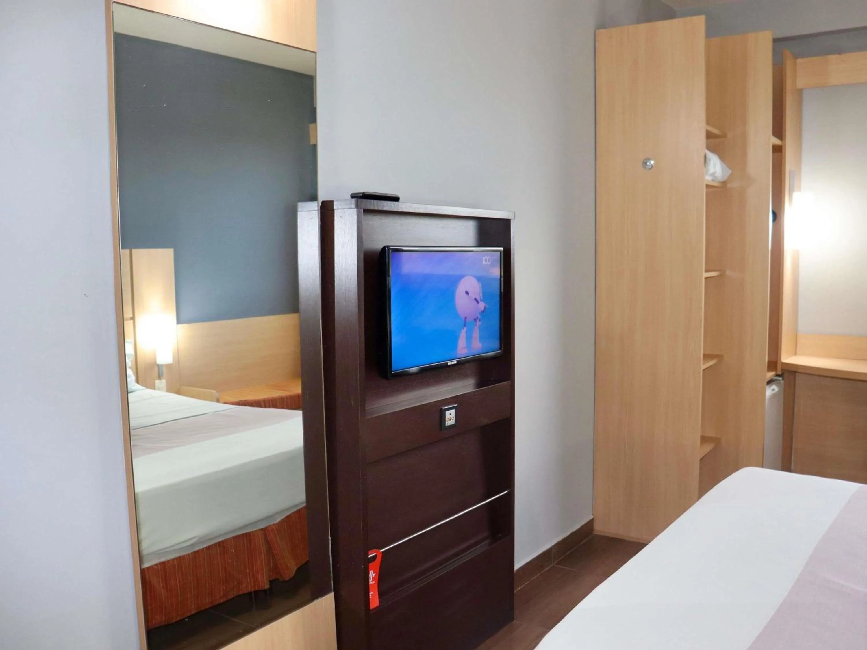 Bedroom, Bed in Ibis Mossoro