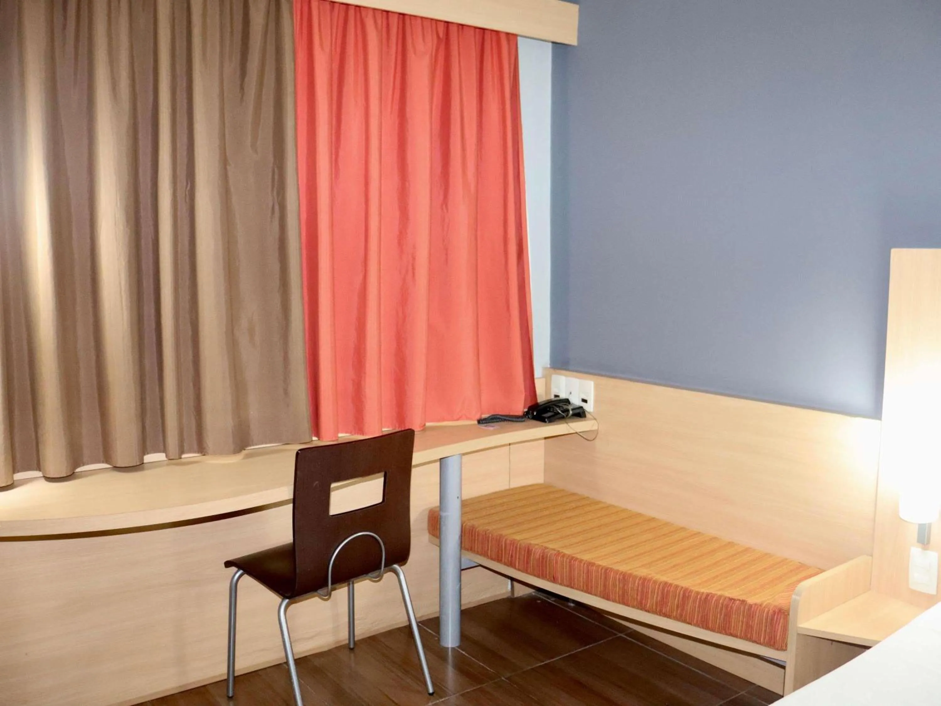 Bedroom, Bed in Ibis Mossoro