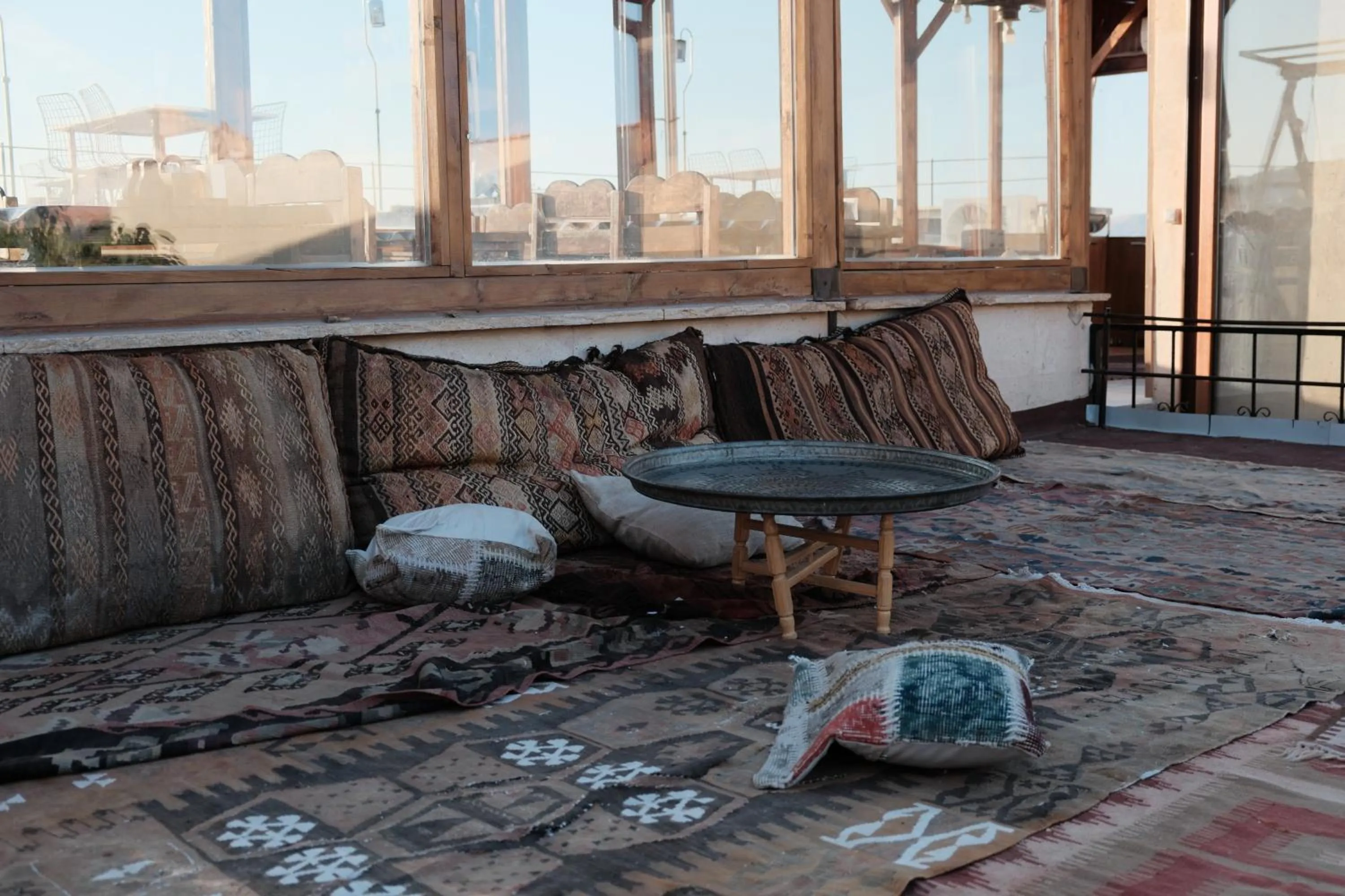 Seating area in Heritage Cave Inn Hotel