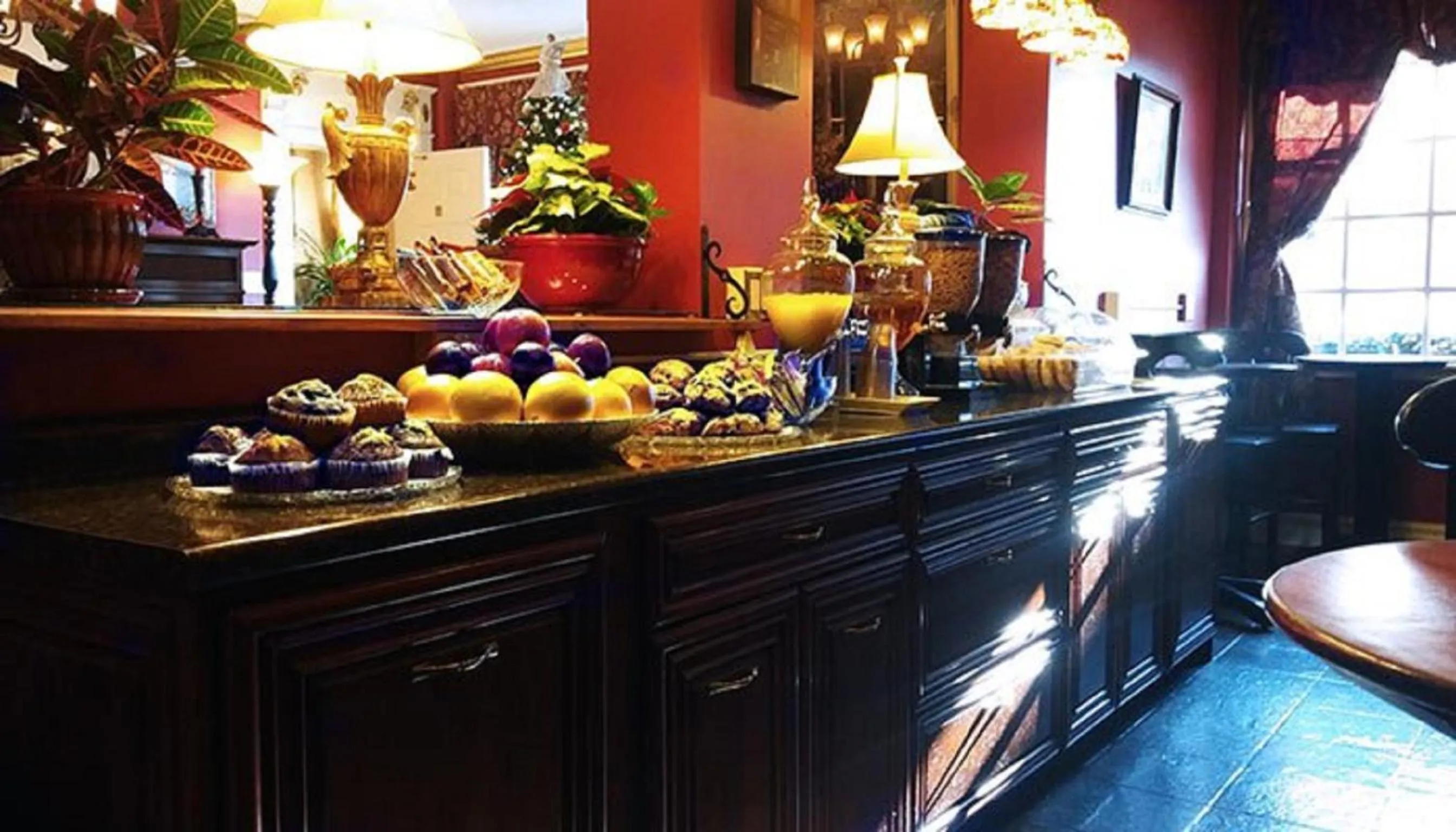 Breakfast in Inn at St John Portland In-Town