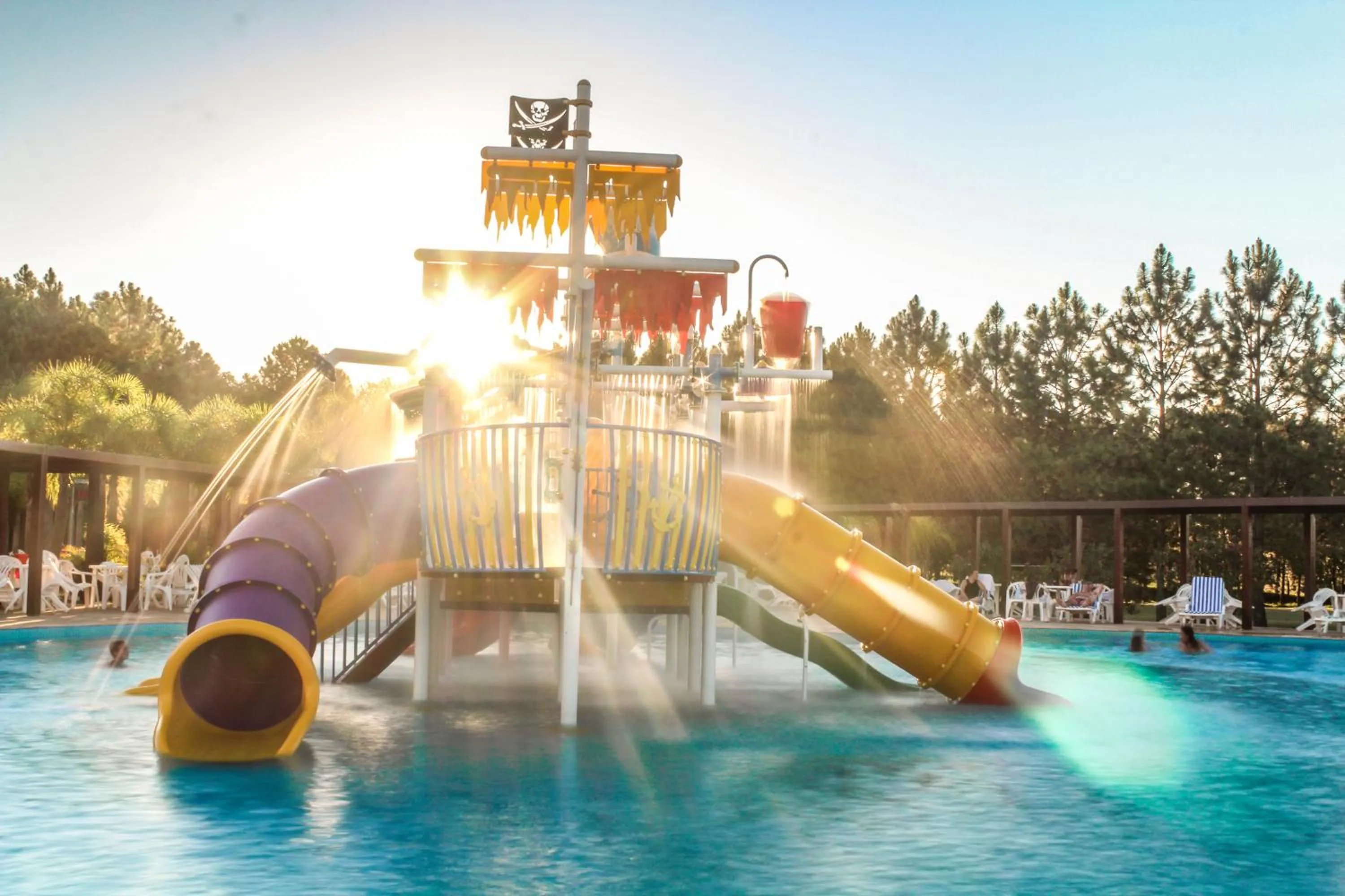 Swimming pool in Hotel San Isidro