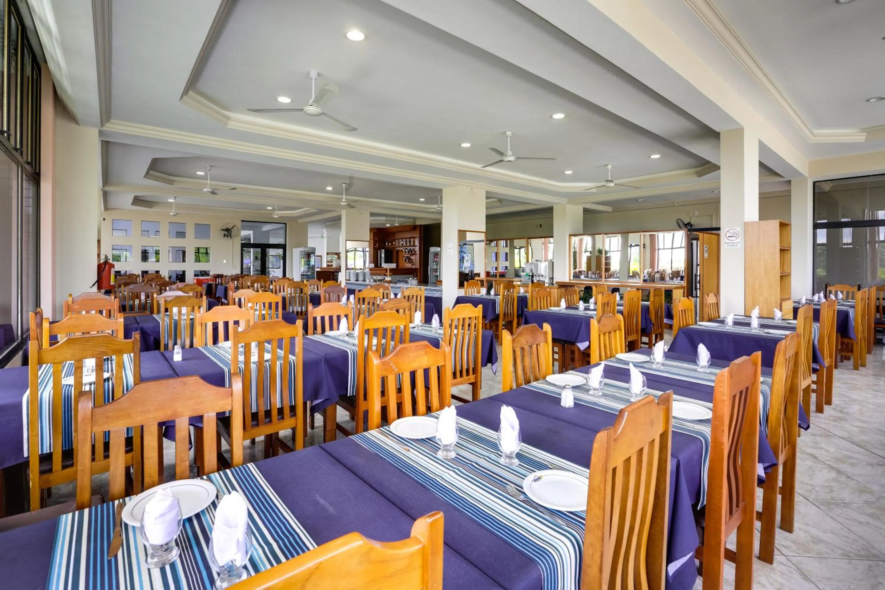 Restaurant/places to eat in Hotel San Isidro