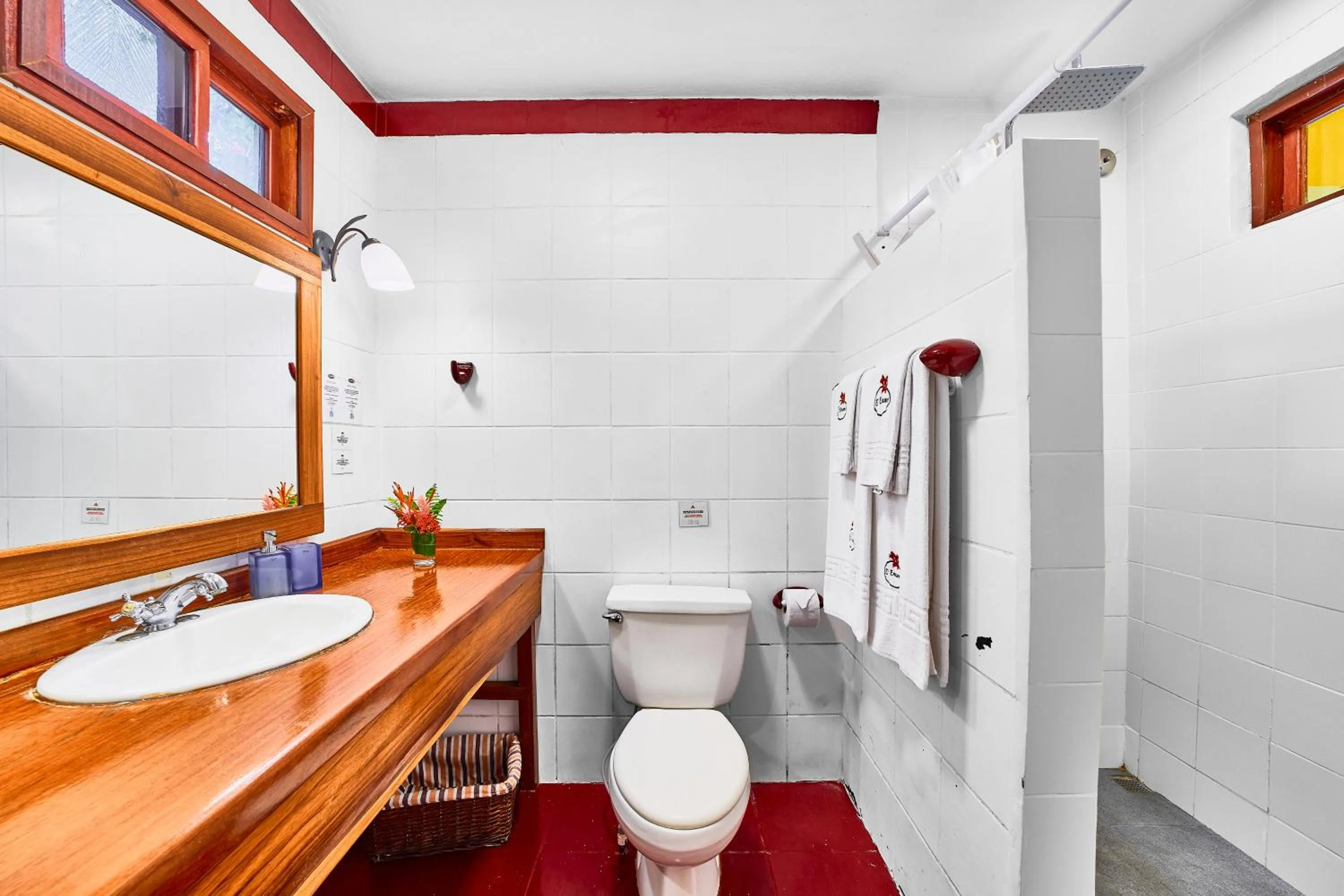 Bathroom in Hotel El Encanto