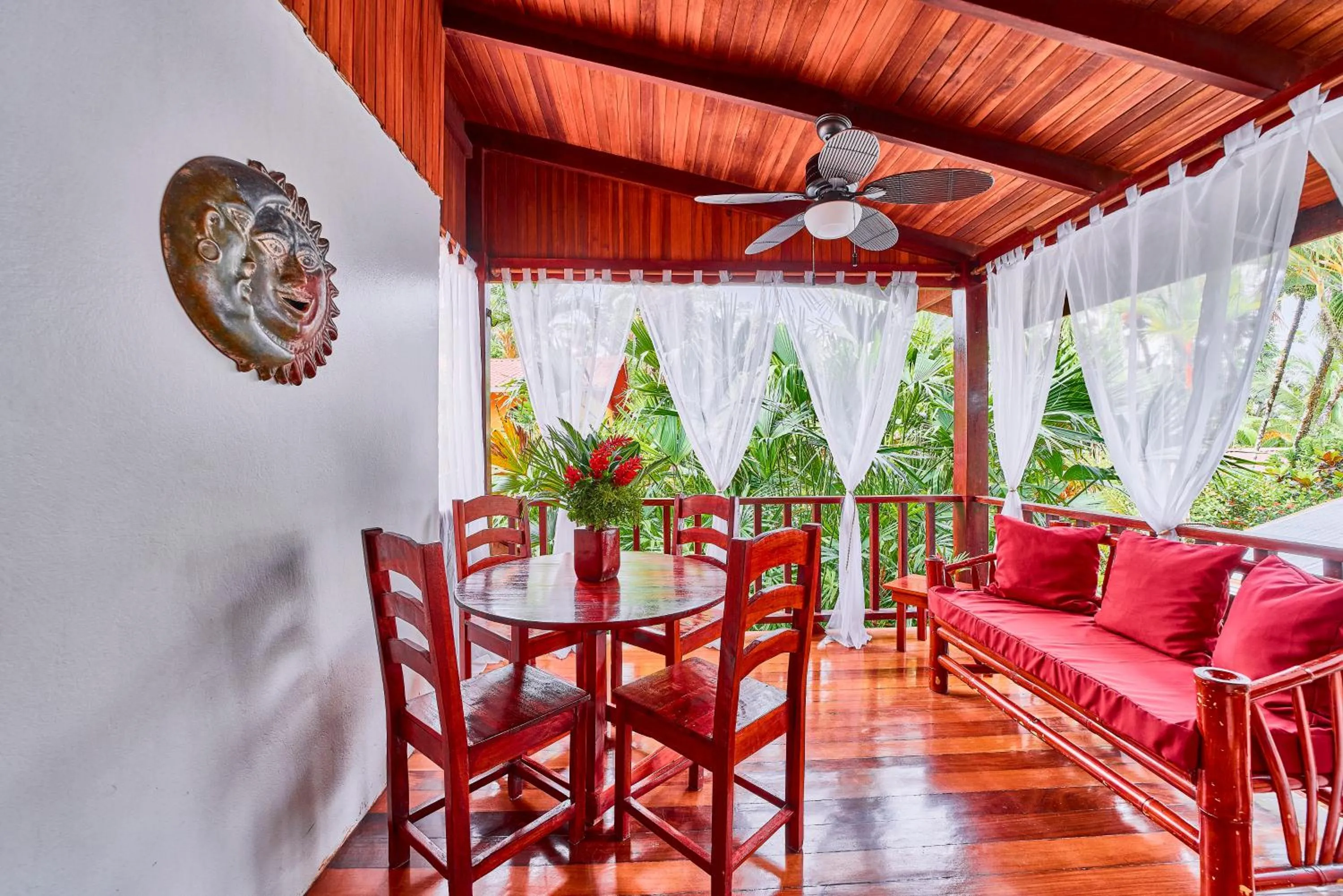 Seating area in Hotel El Encanto