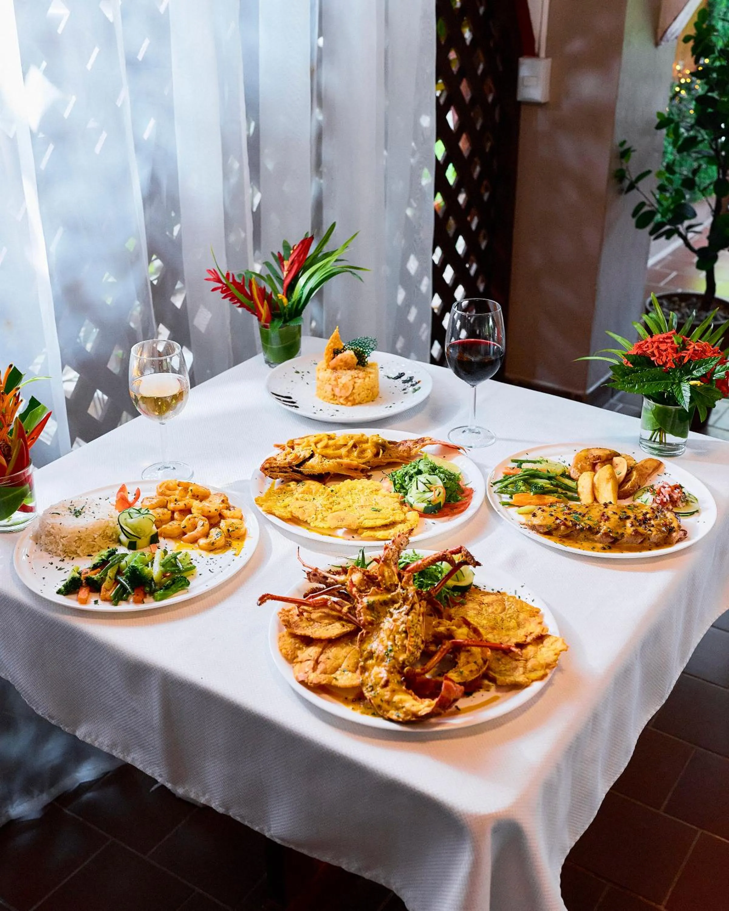 Restaurant/places to eat in Hotel El Encanto