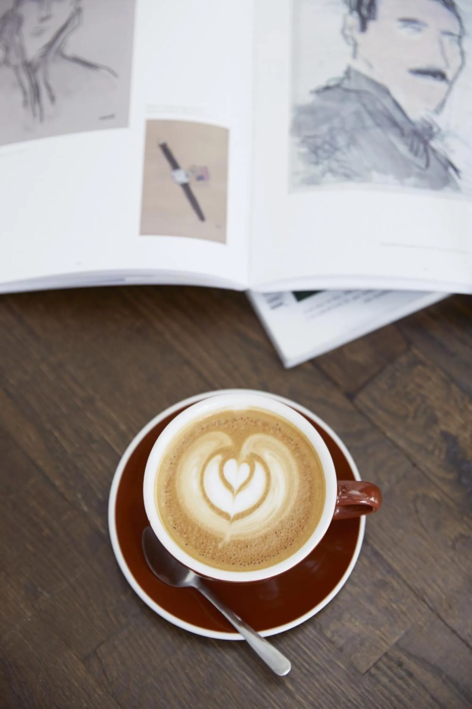 Drinks in Neptune, an Ash Hotel