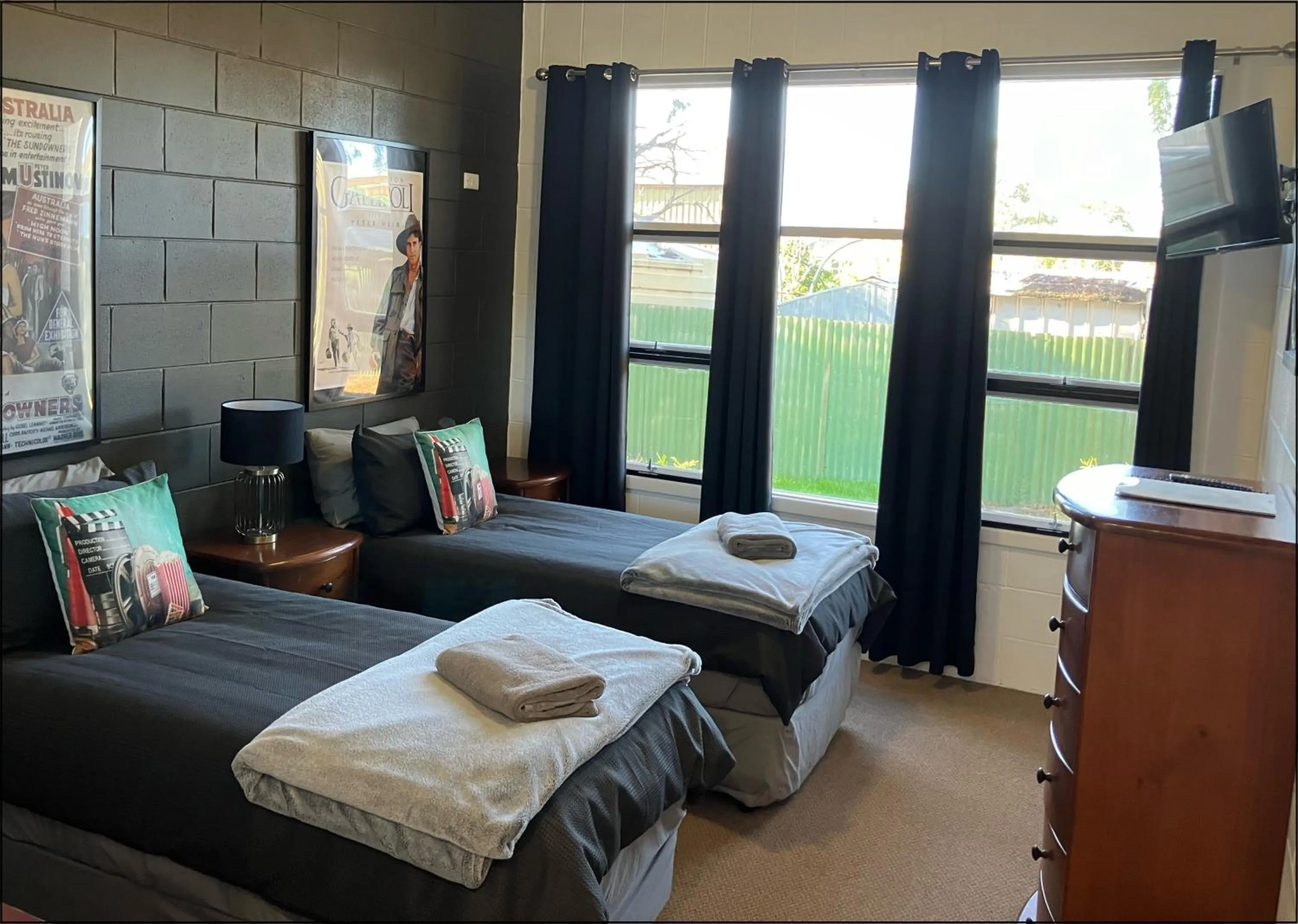 Bed in Flinders Ranges Motel - The Mill