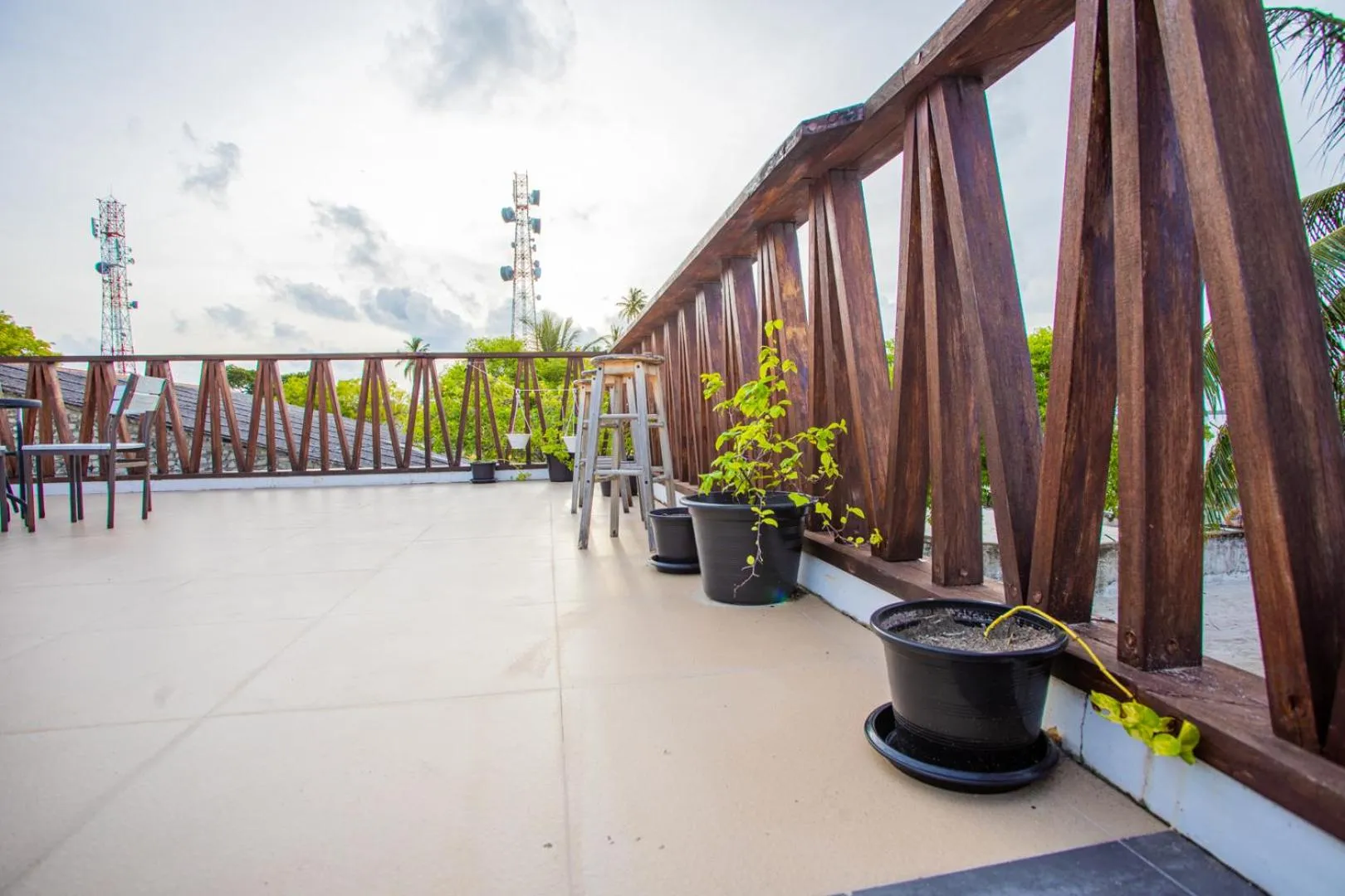 Patio in Violet Inn Hotel