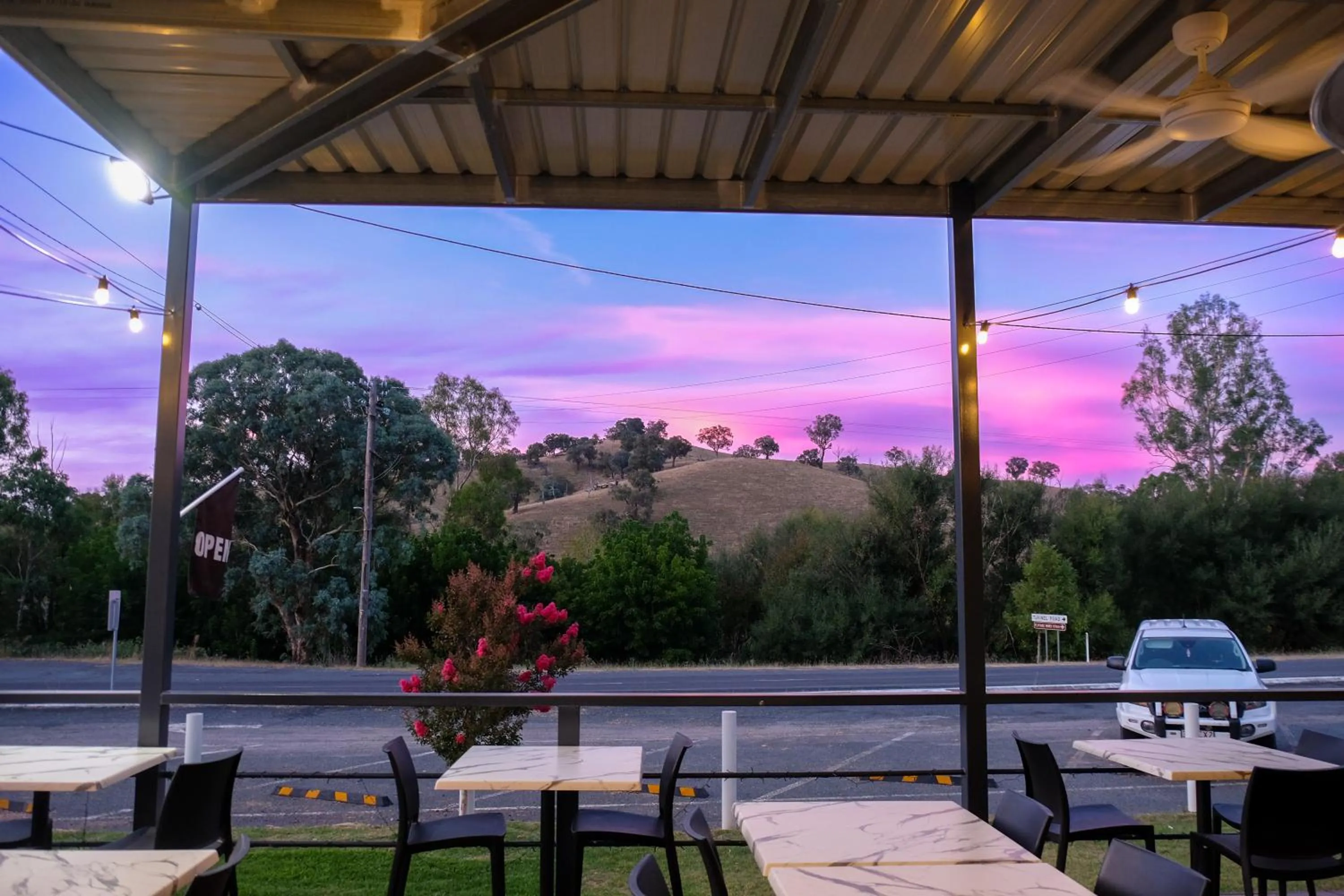 Patio in Woomargama Motel