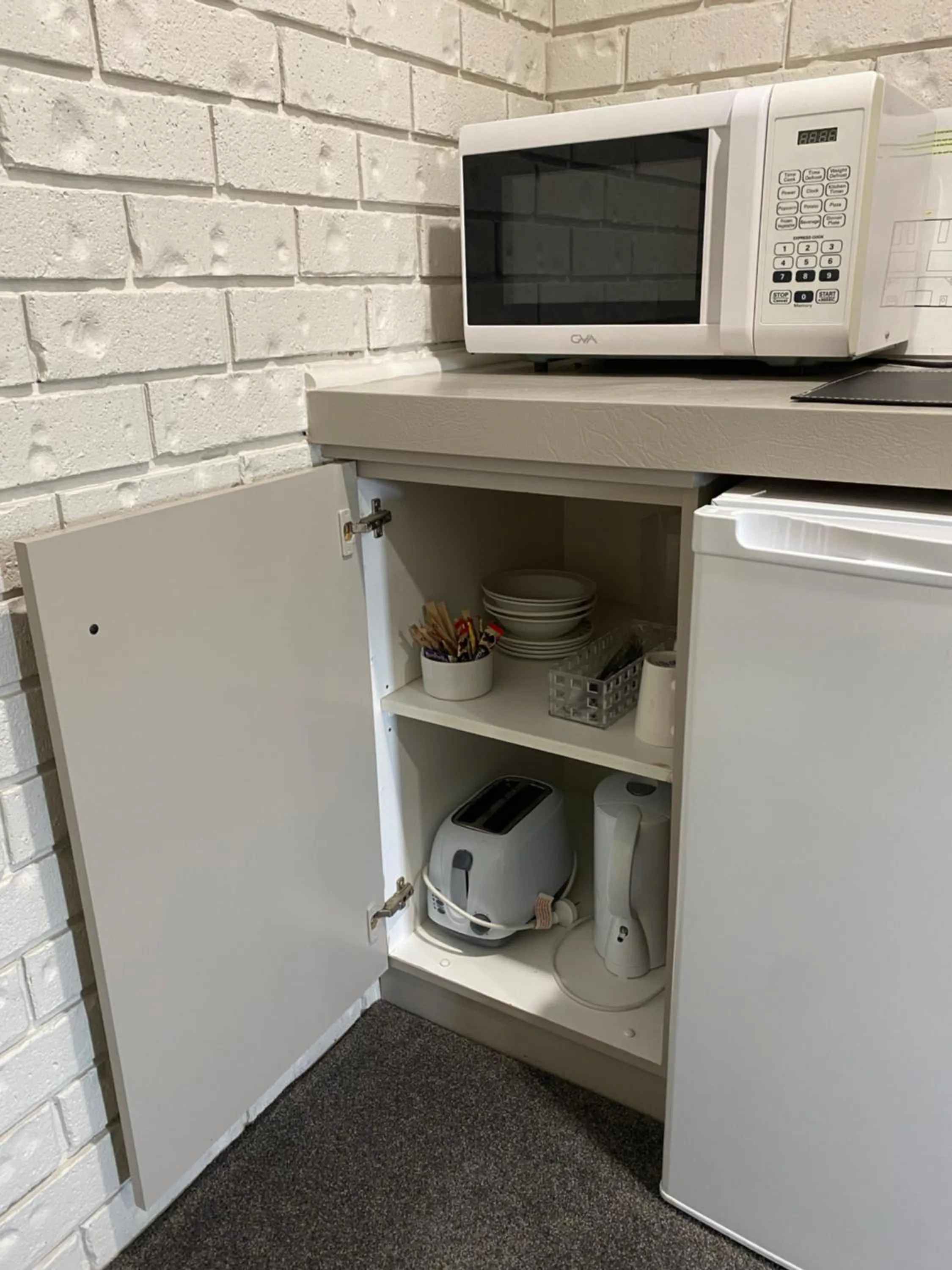 Coffee/tea facilities in Woomargama Motel