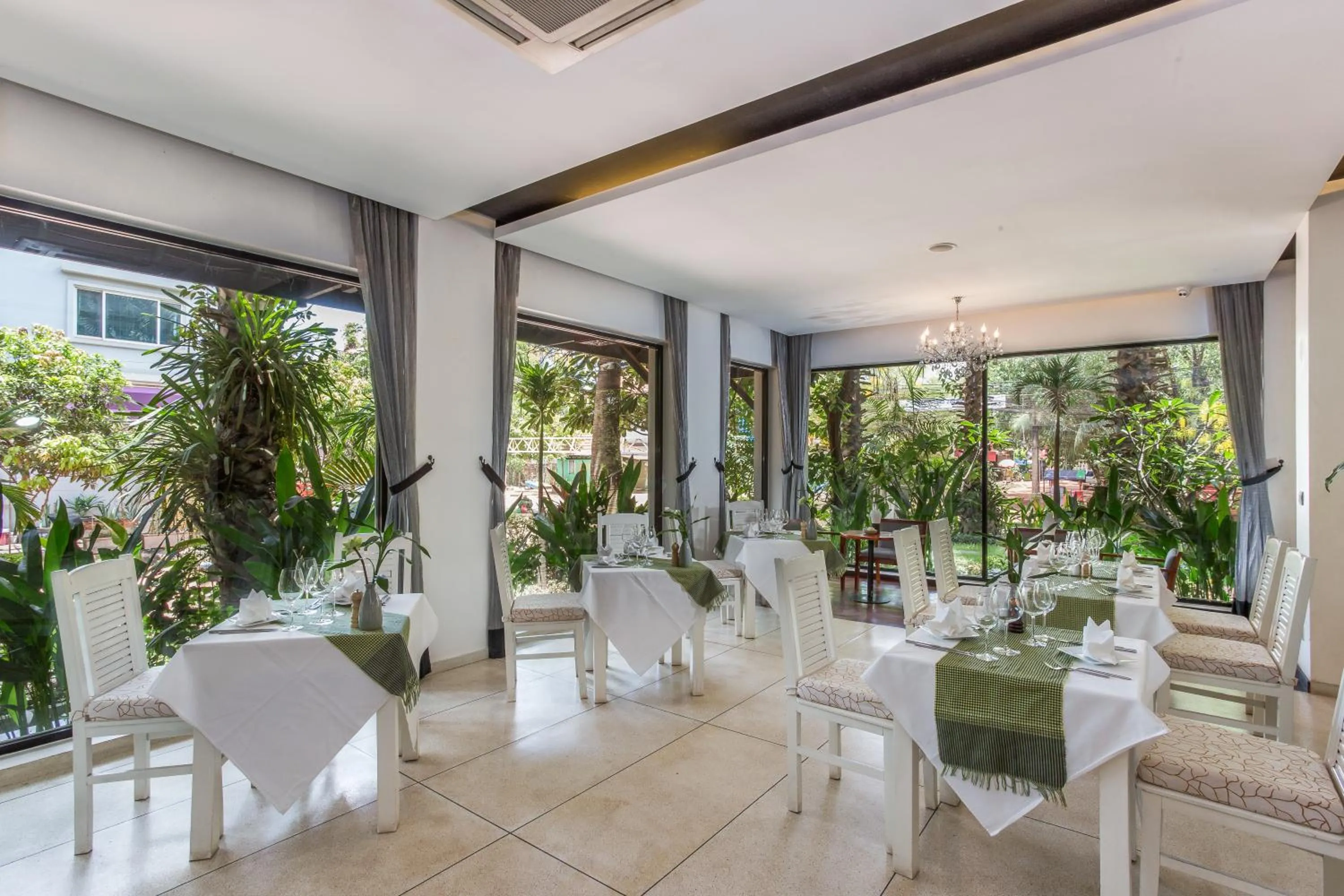 Restaurant/places to eat in Nita by Vo Luxury Hotel