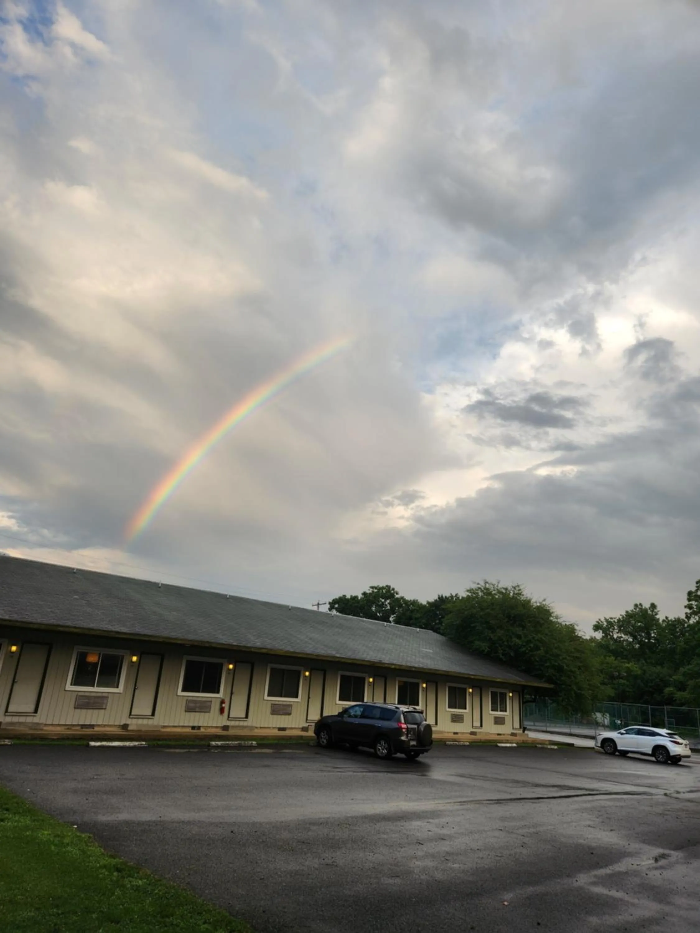 Property building in Glenwood Inn - Stroudsburg