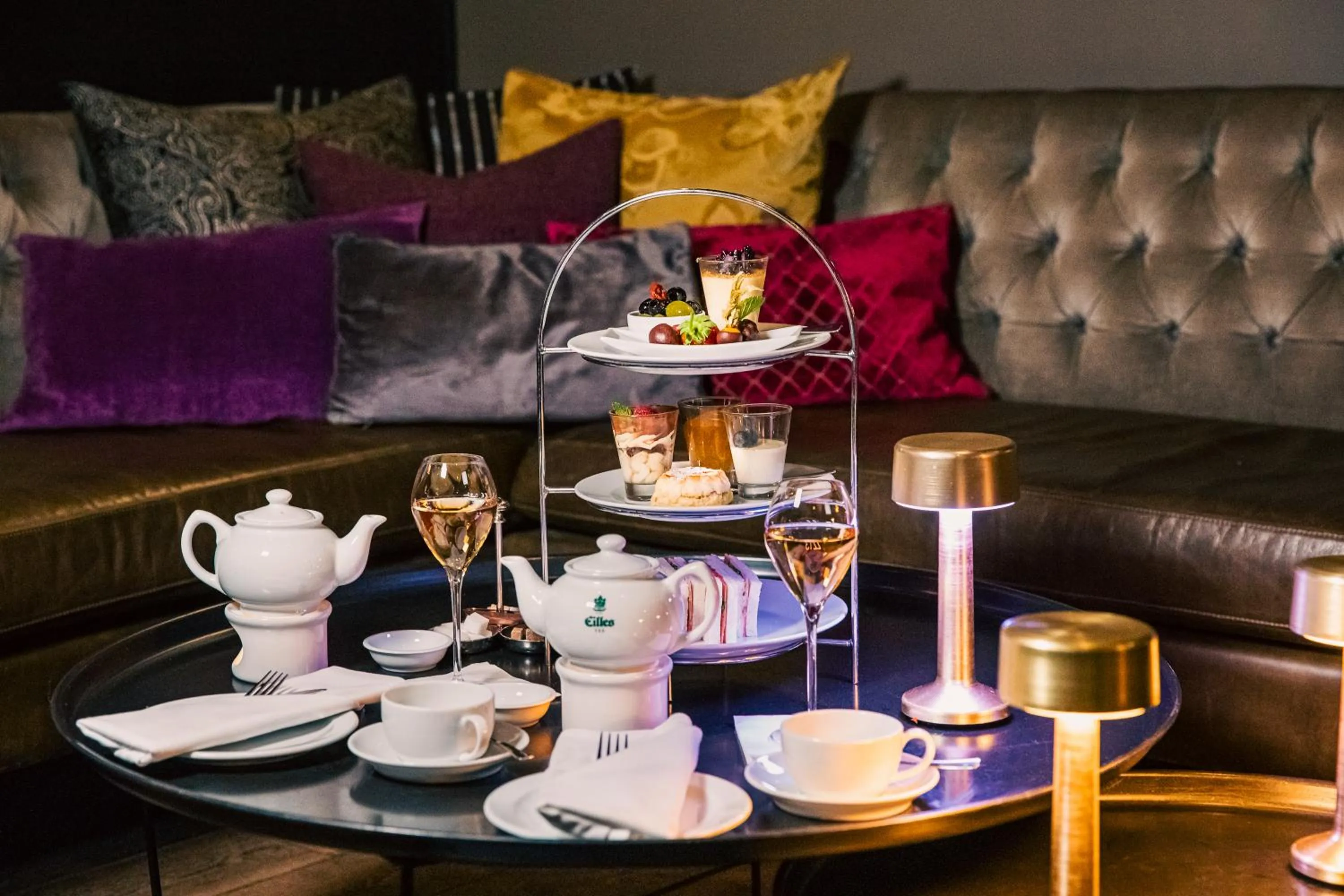 Lounge or bar in The George Hamburg