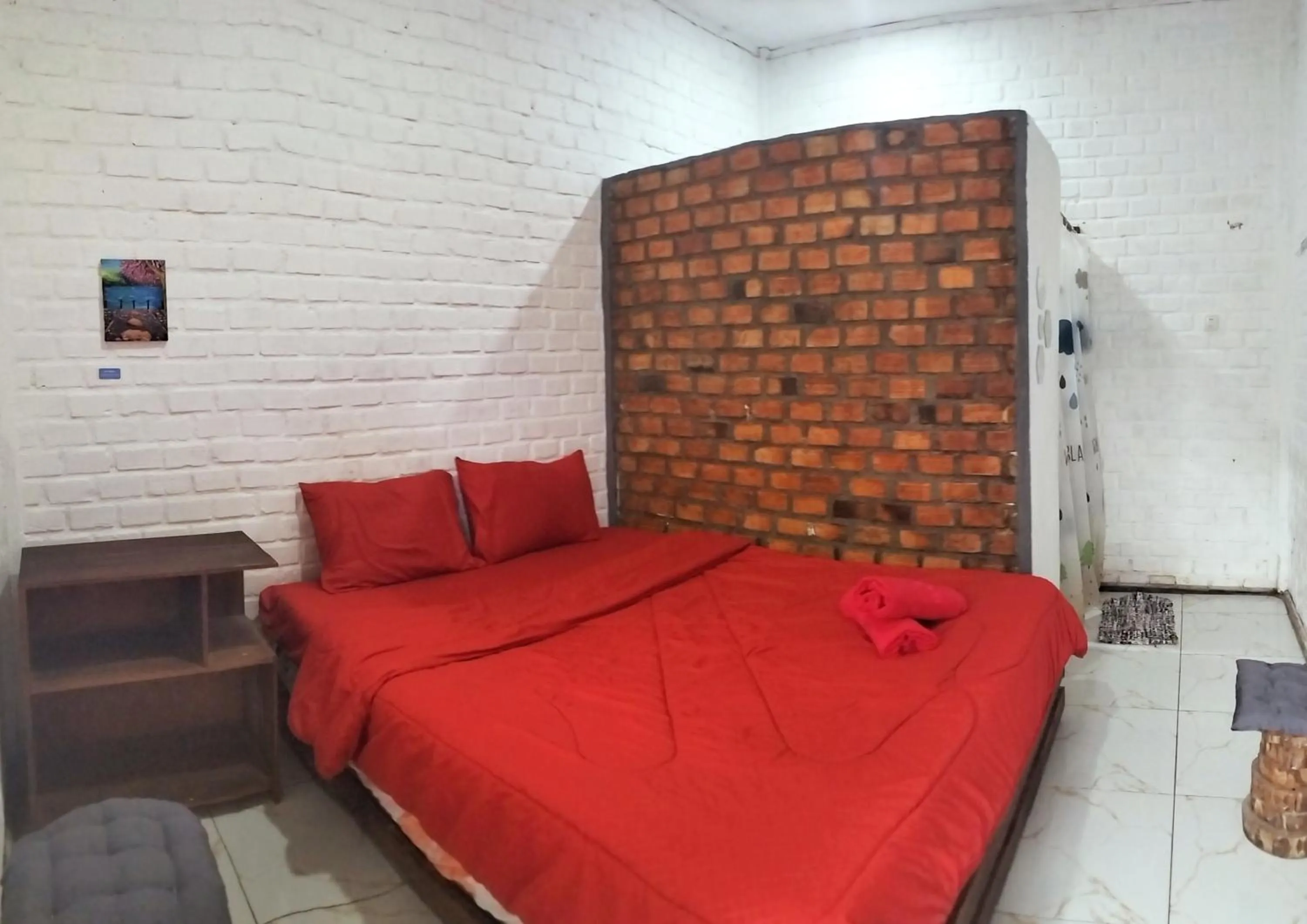 AZALEA GARDEN HOMESTAY