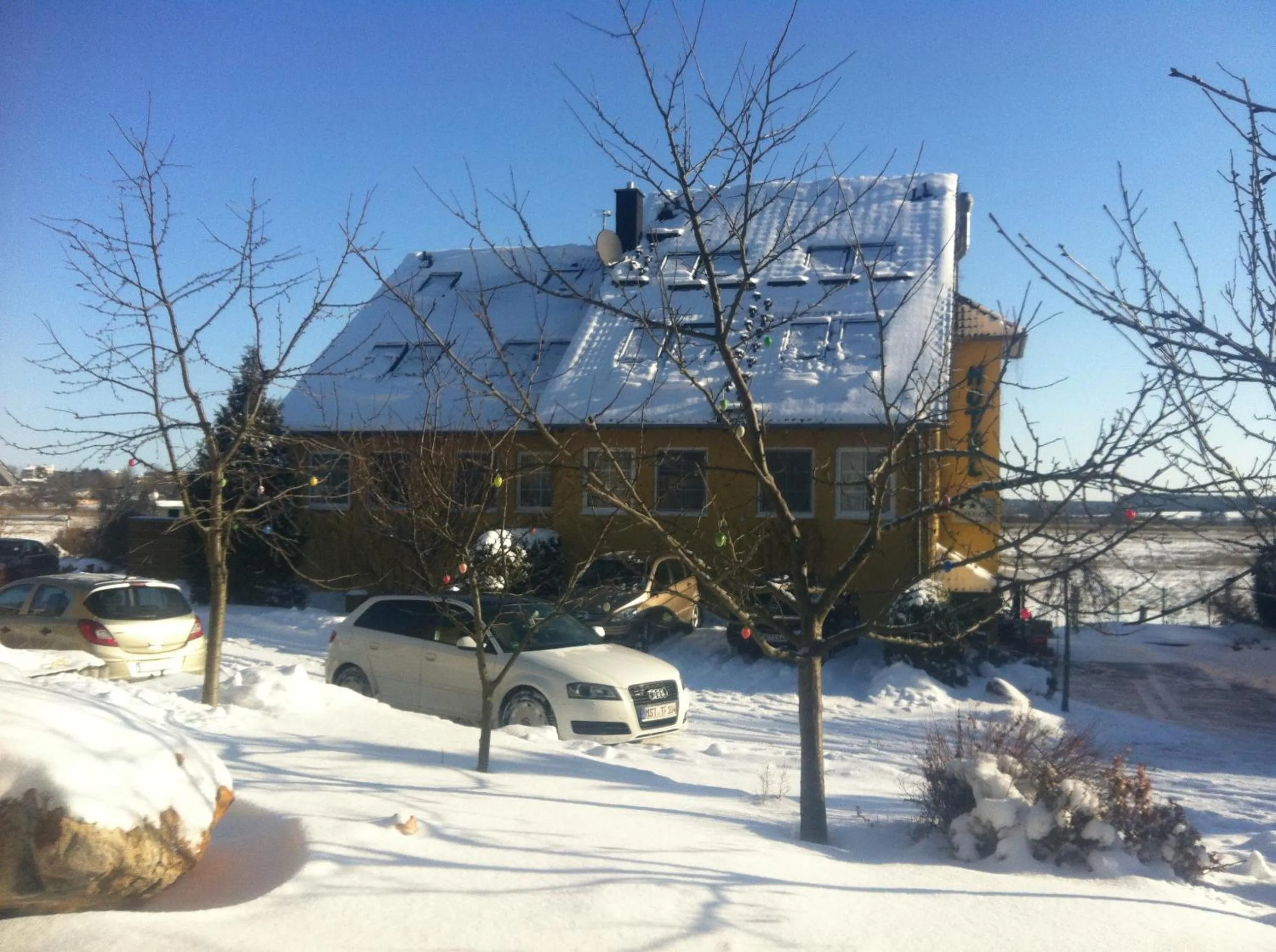 Facade/entrance in Hotel am Müritz-Nationalpark