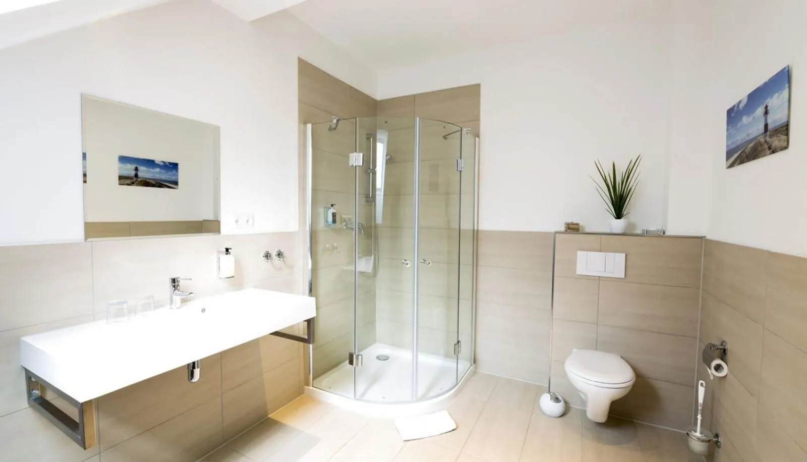 Bathroom in Hotel Am Yachthafen