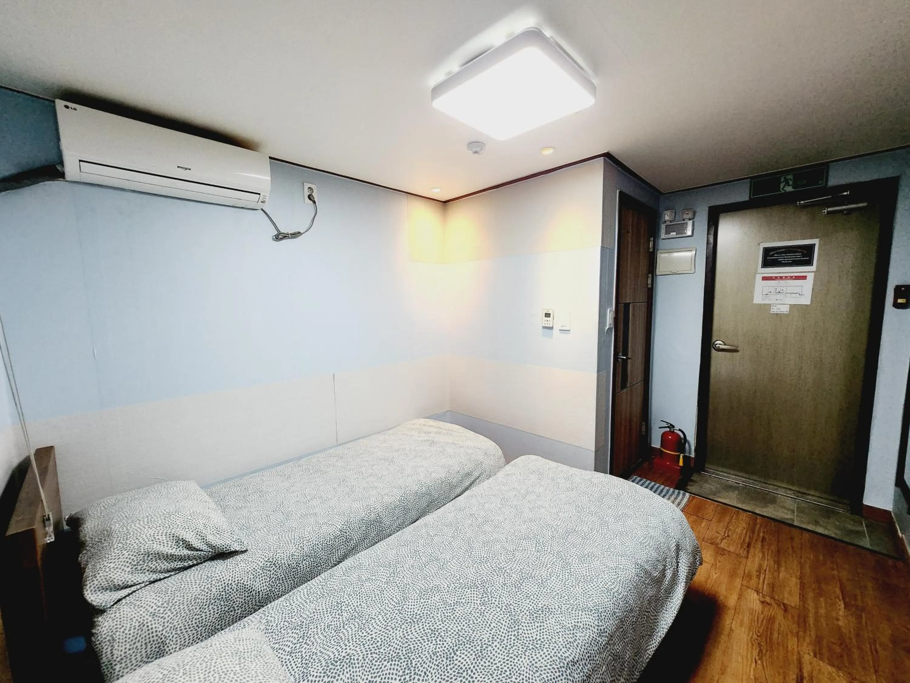 Photo of the whole room, Bed in Olive Hostel MyeongDong