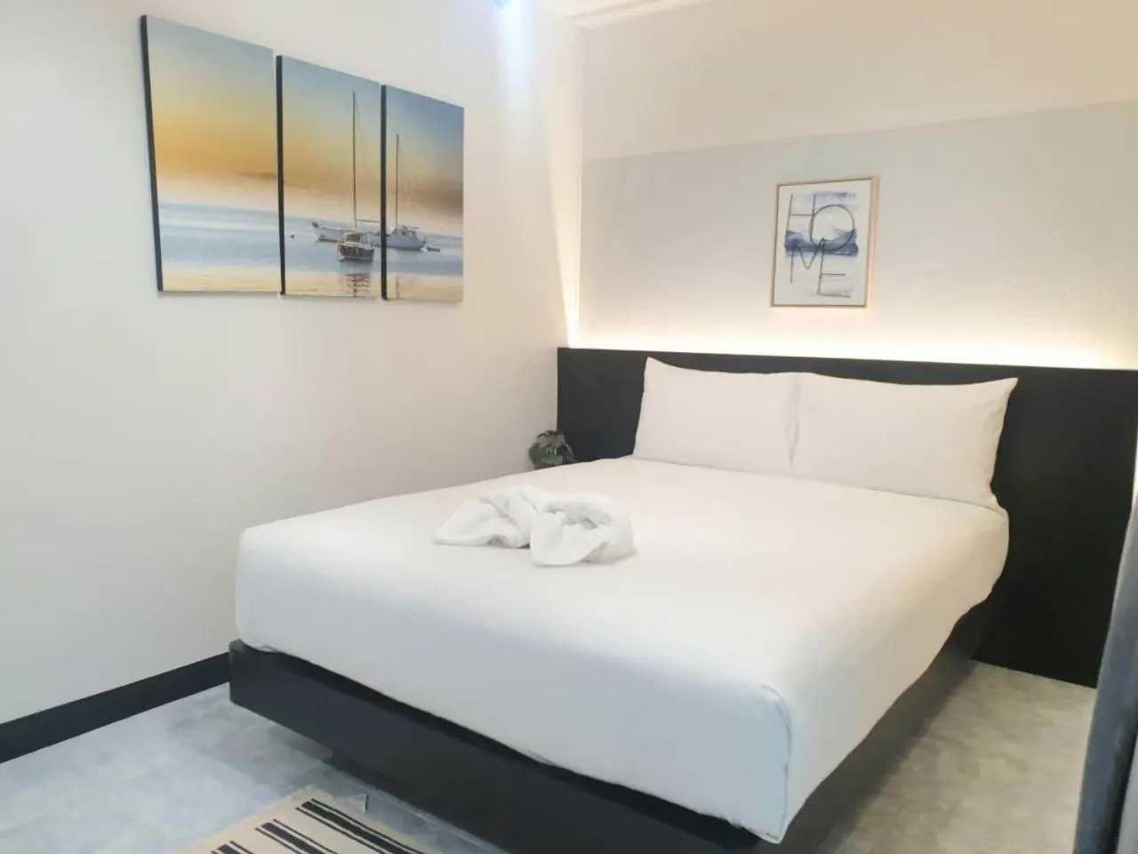 Bed in บันดารี่ ริชชี่ (Bhundaree Richy)