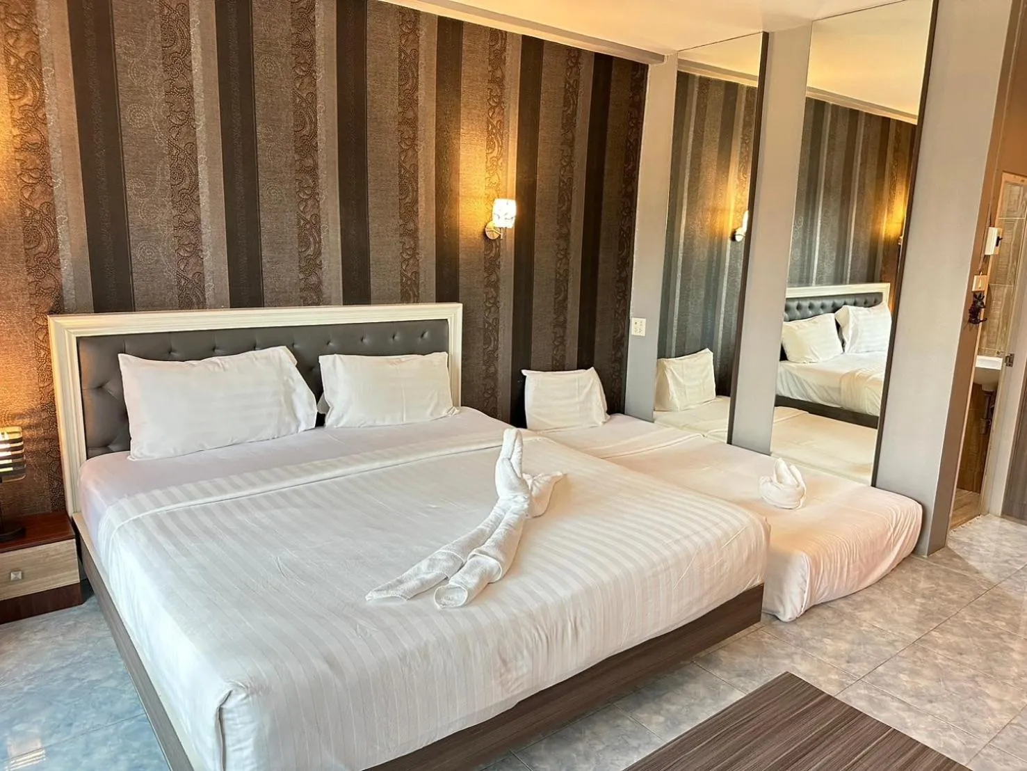 Bed in บันดารี่ ริชชี่ (Bhundaree Richy)