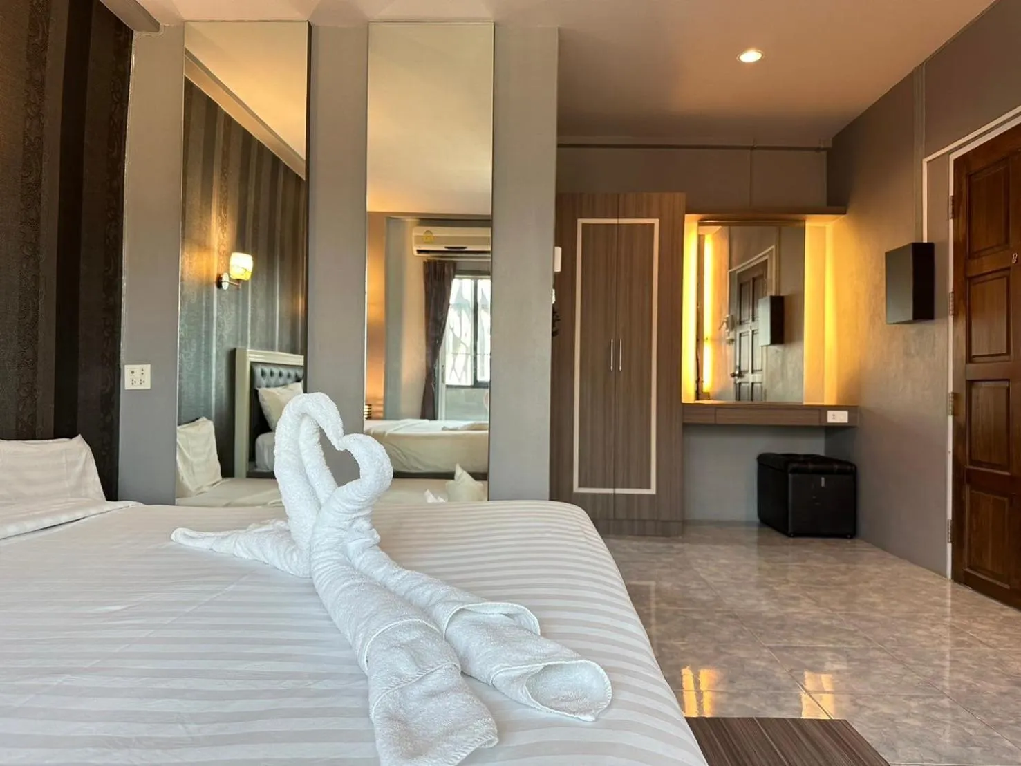 Bed in บันดารี่ ริชชี่ (Bhundaree Richy)