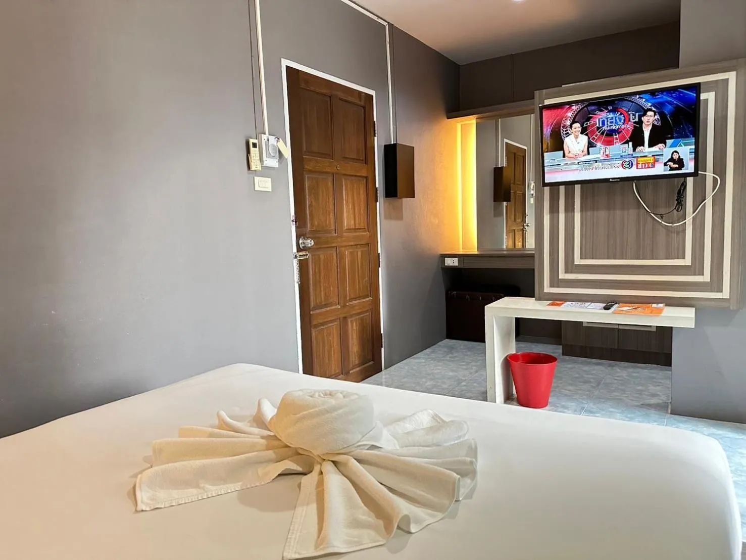 Bed in บันดารี่ ริชชี่ (Bhundaree Richy)