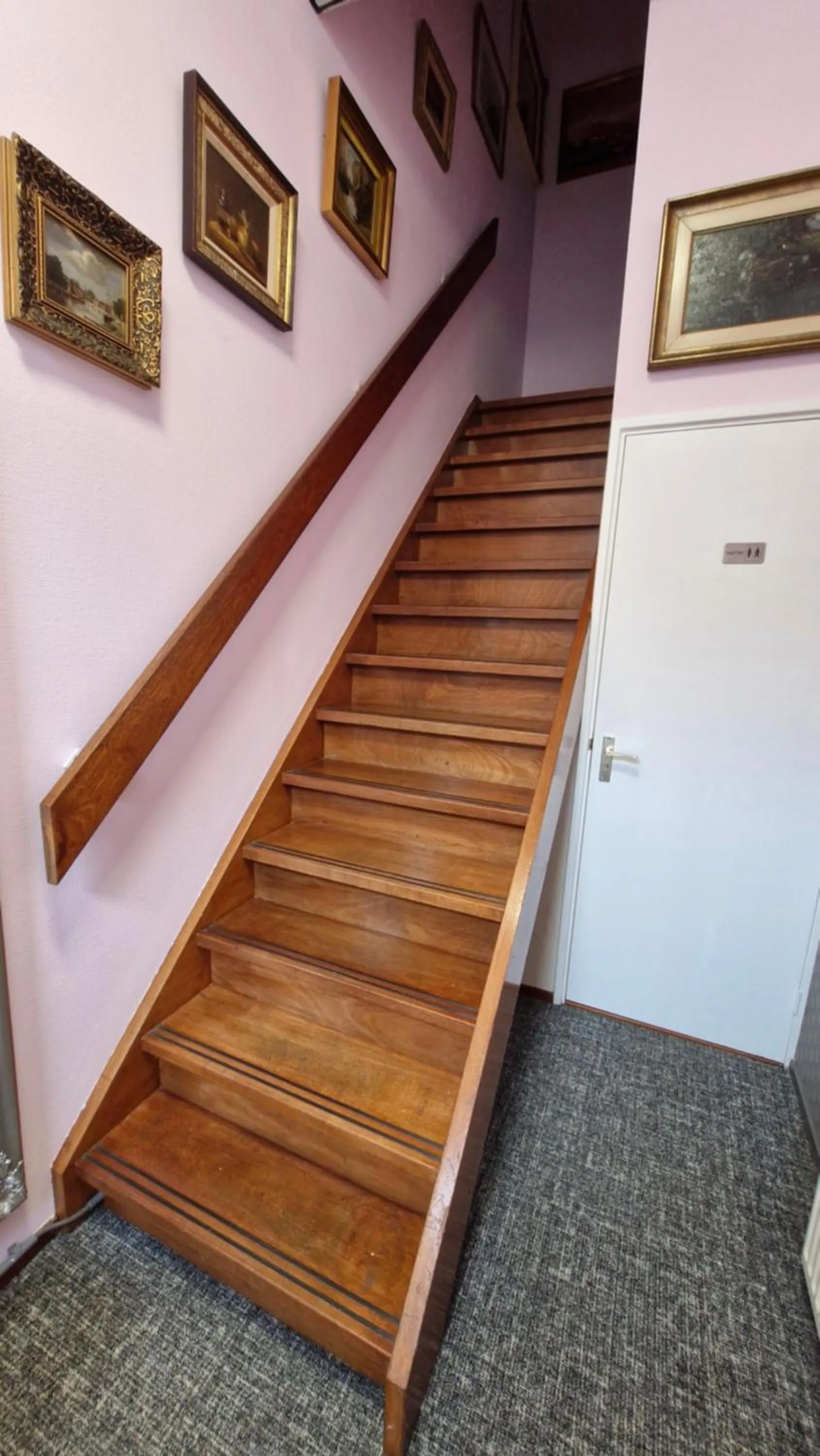 Bed & Breakfast Moments