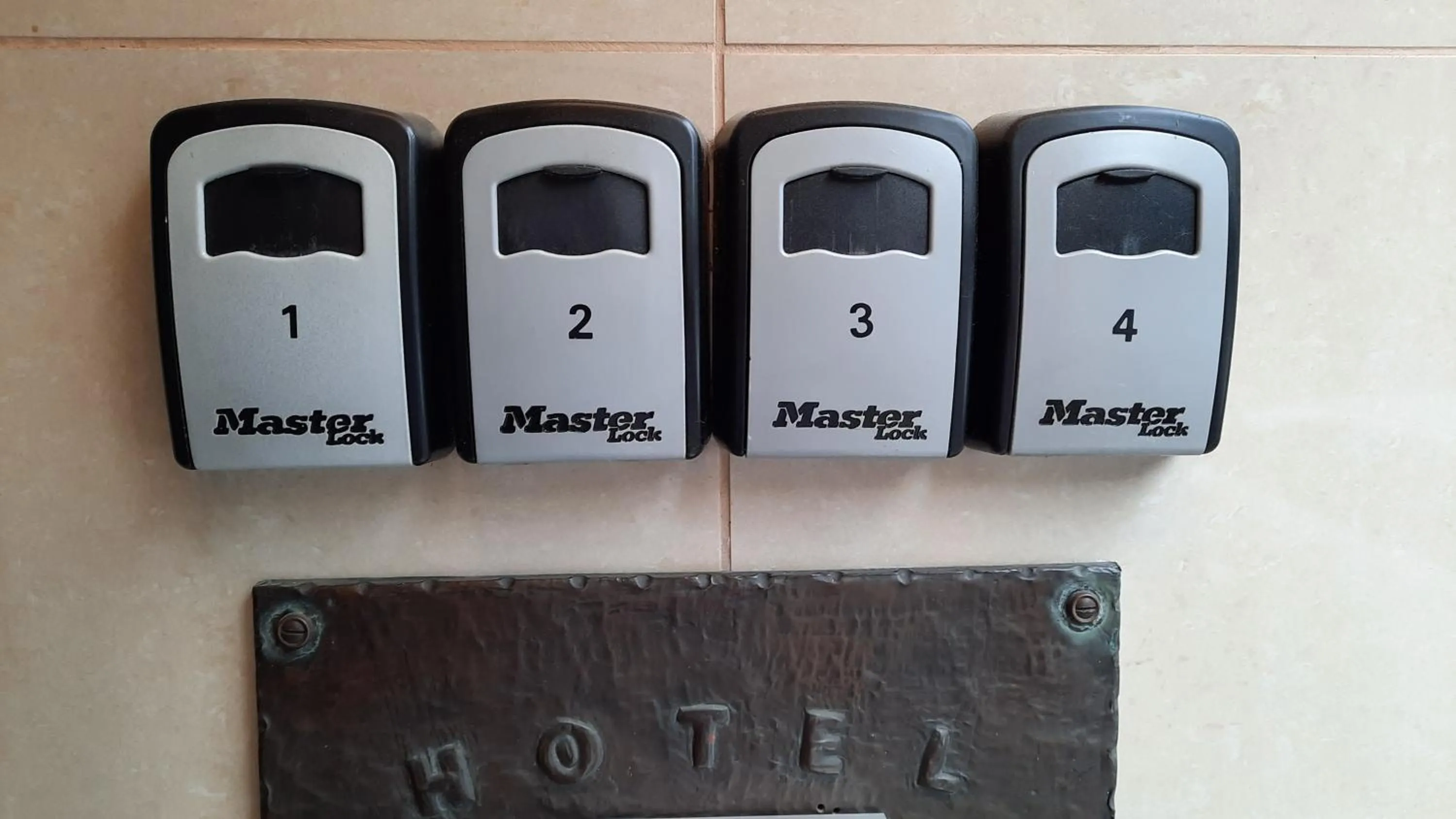 Property building in Hotel Merlin Garni