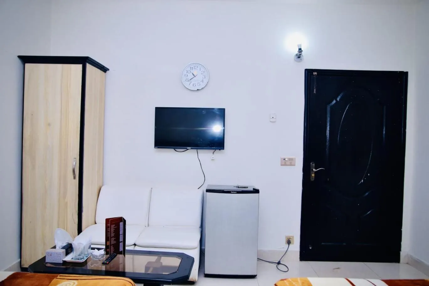 TV and multimedia in Hotel Tulip Inn