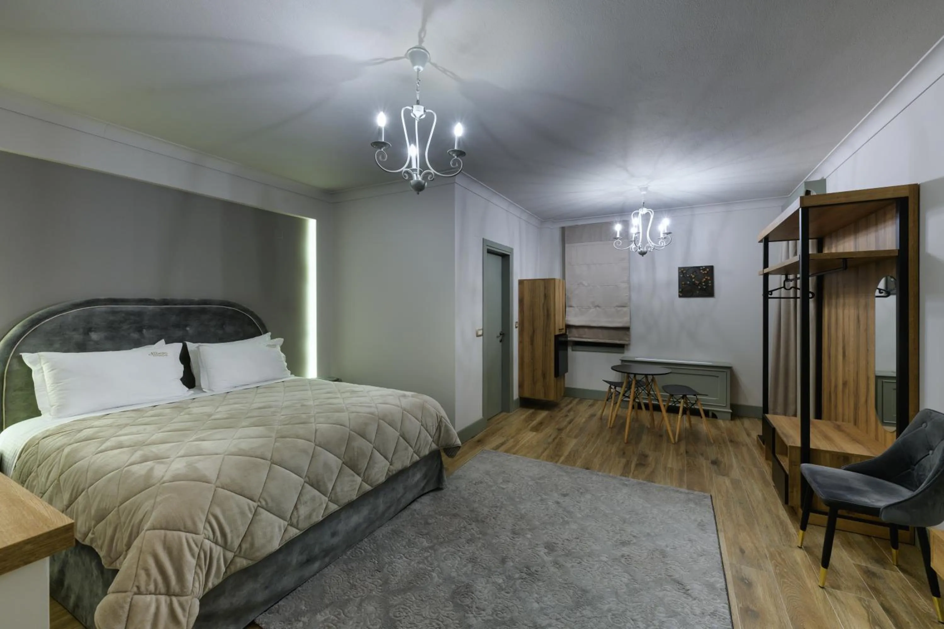 Photo of the whole room in Álbero Hotel