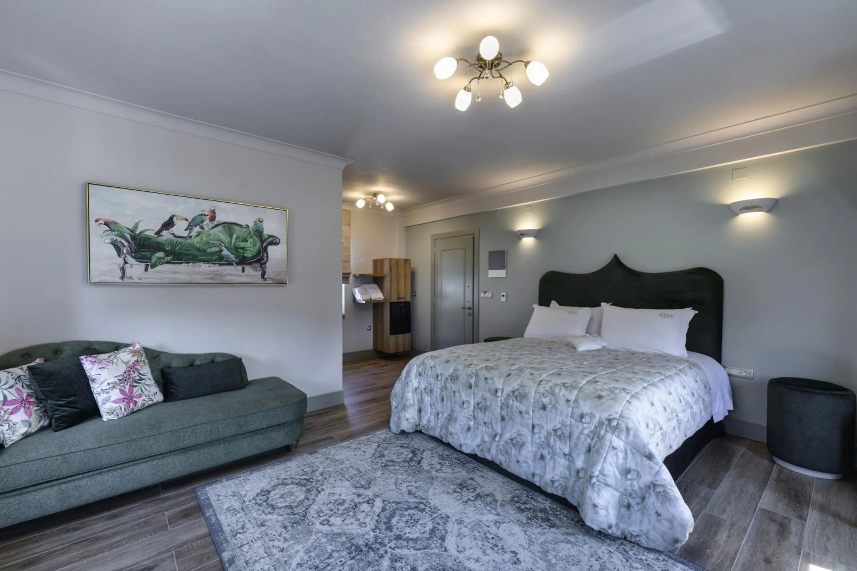 Photo of the whole room in Álbero Hotel