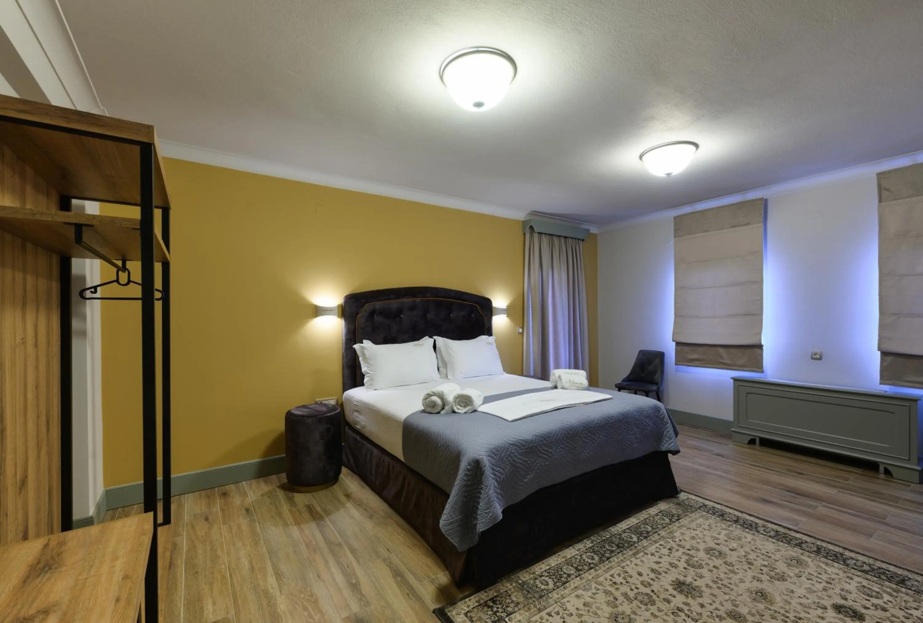 Bed in Álbero Hotel