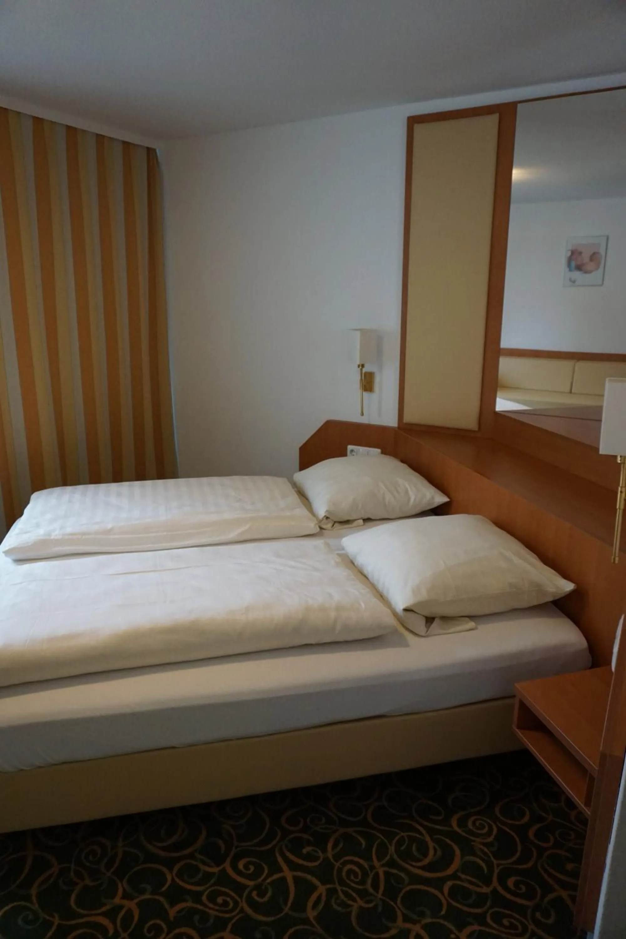 Bed in RUTHMANN-Rheinblick GARNI