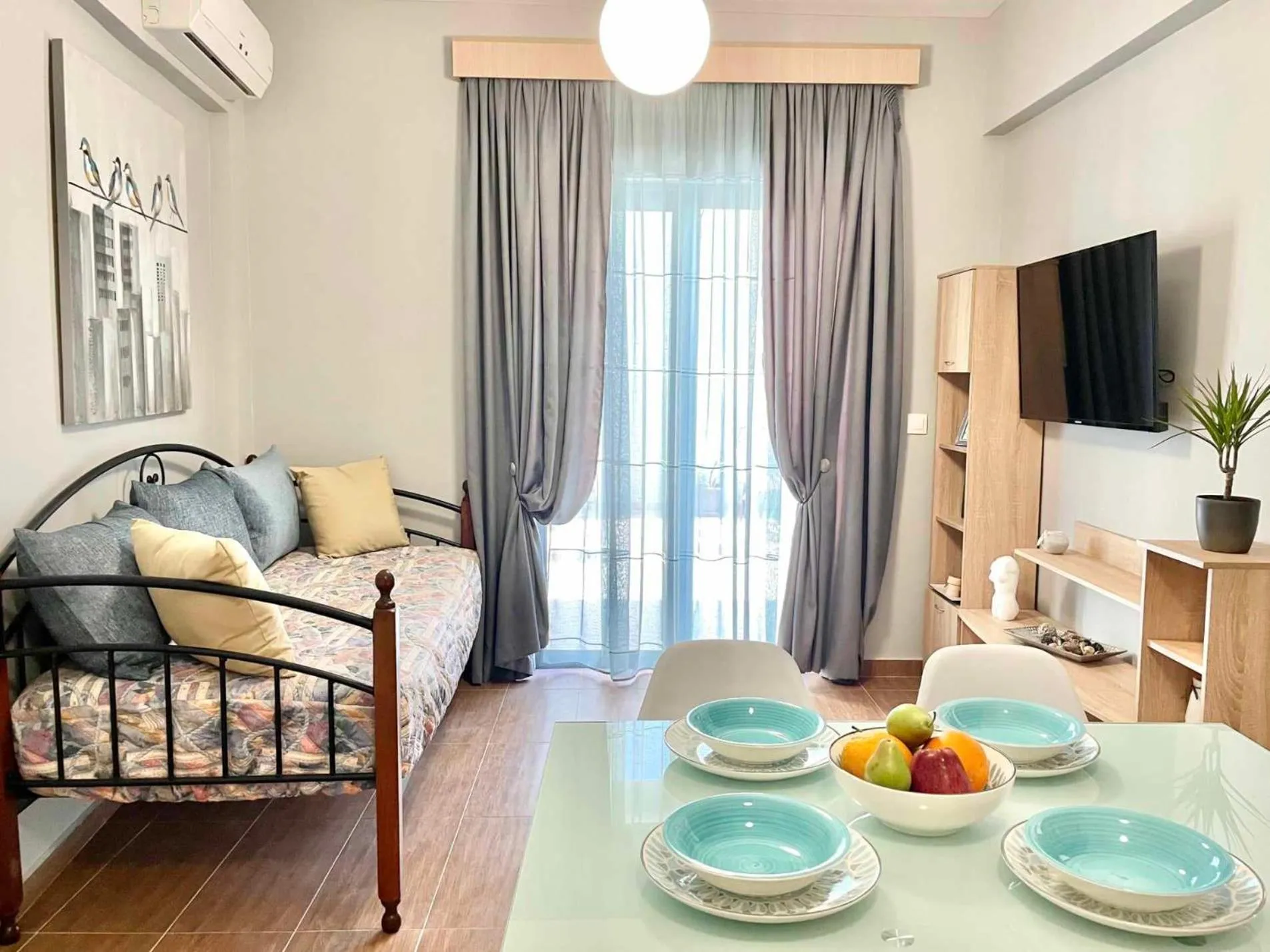Melenia Suites