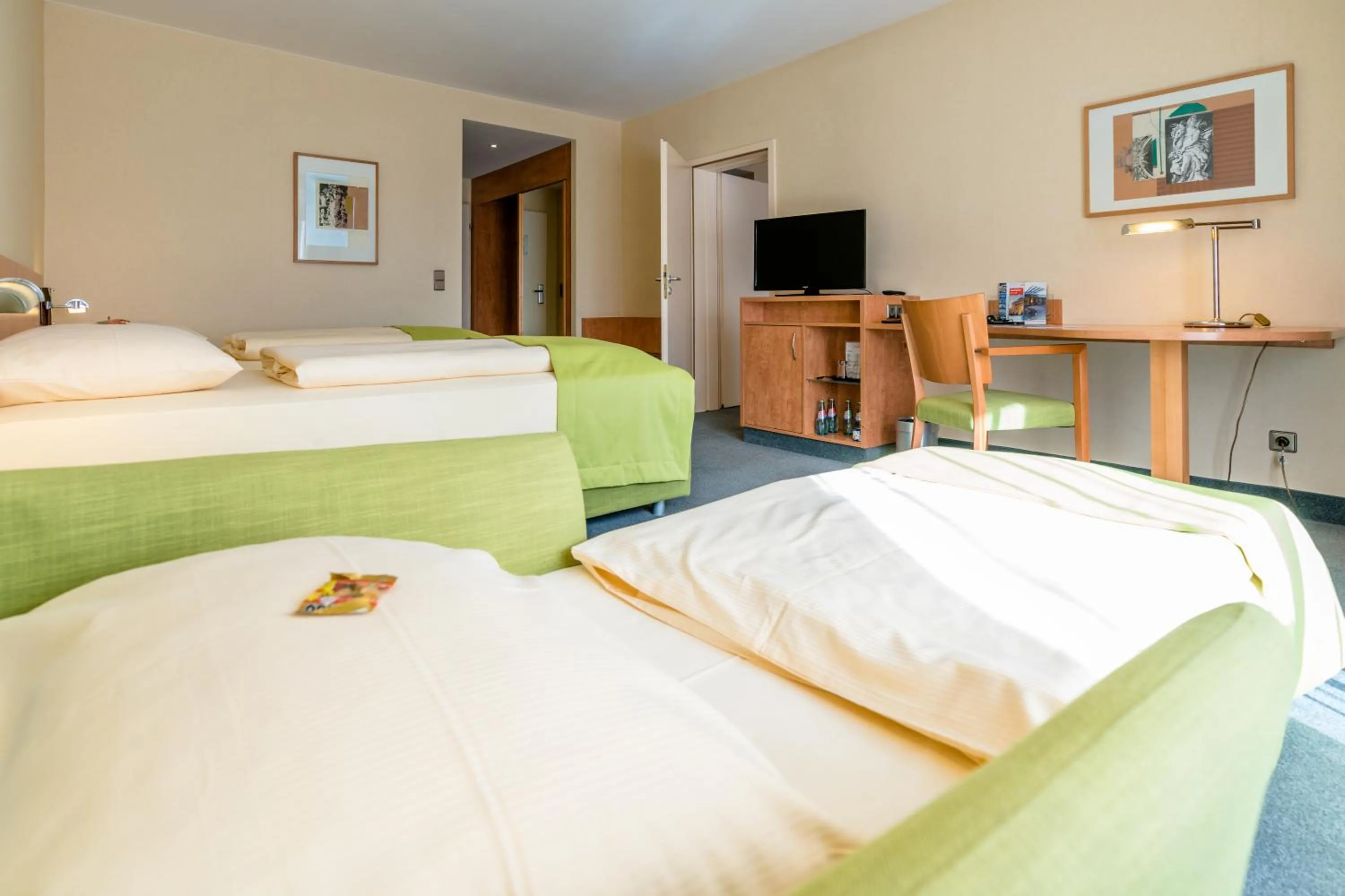 Photo of the whole room, Bed in Schlosspark Hotel