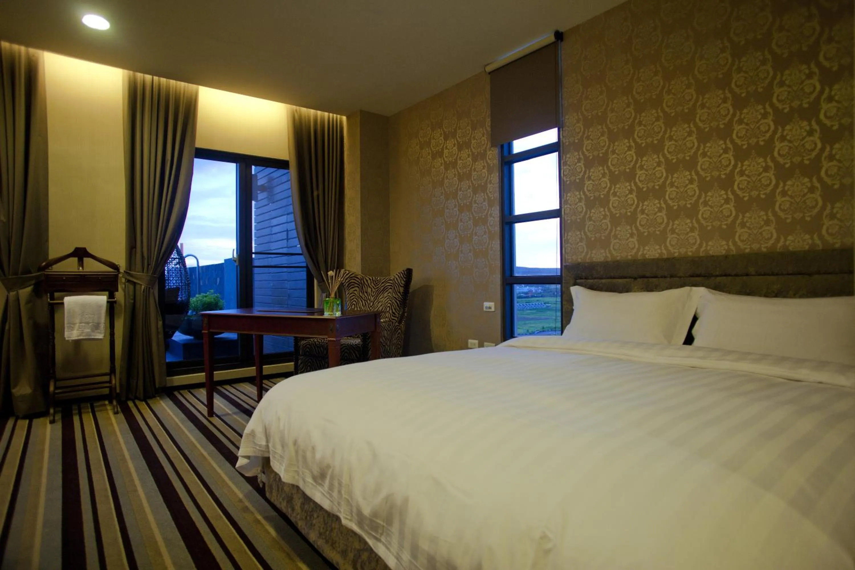 Photo of the whole room, Bed in Wolken Lodge