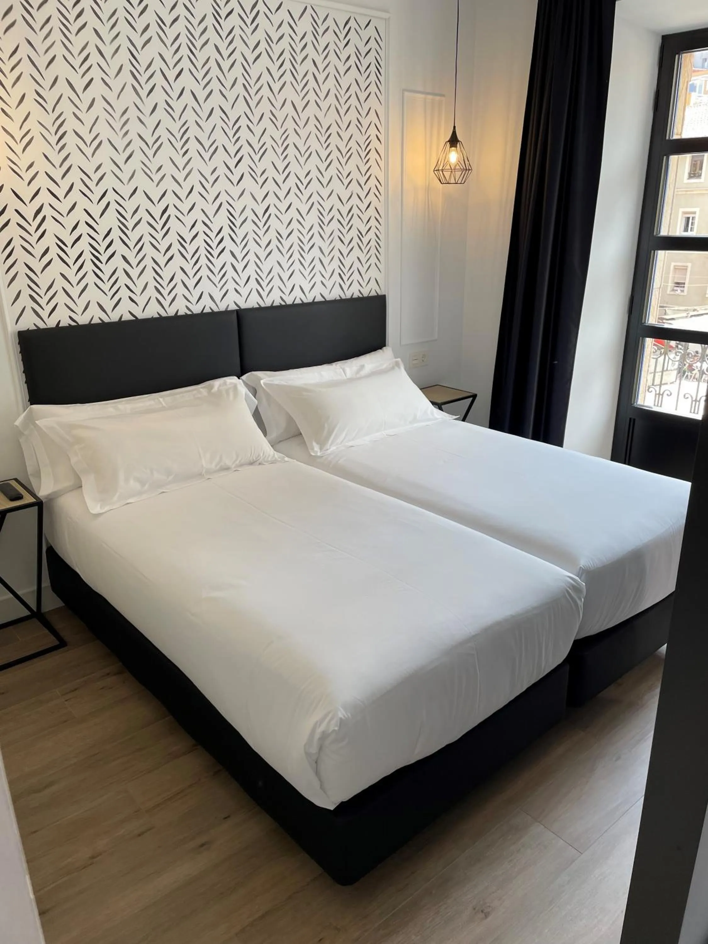 Bedroom, Bed in Santa Catalina Suites Gijón