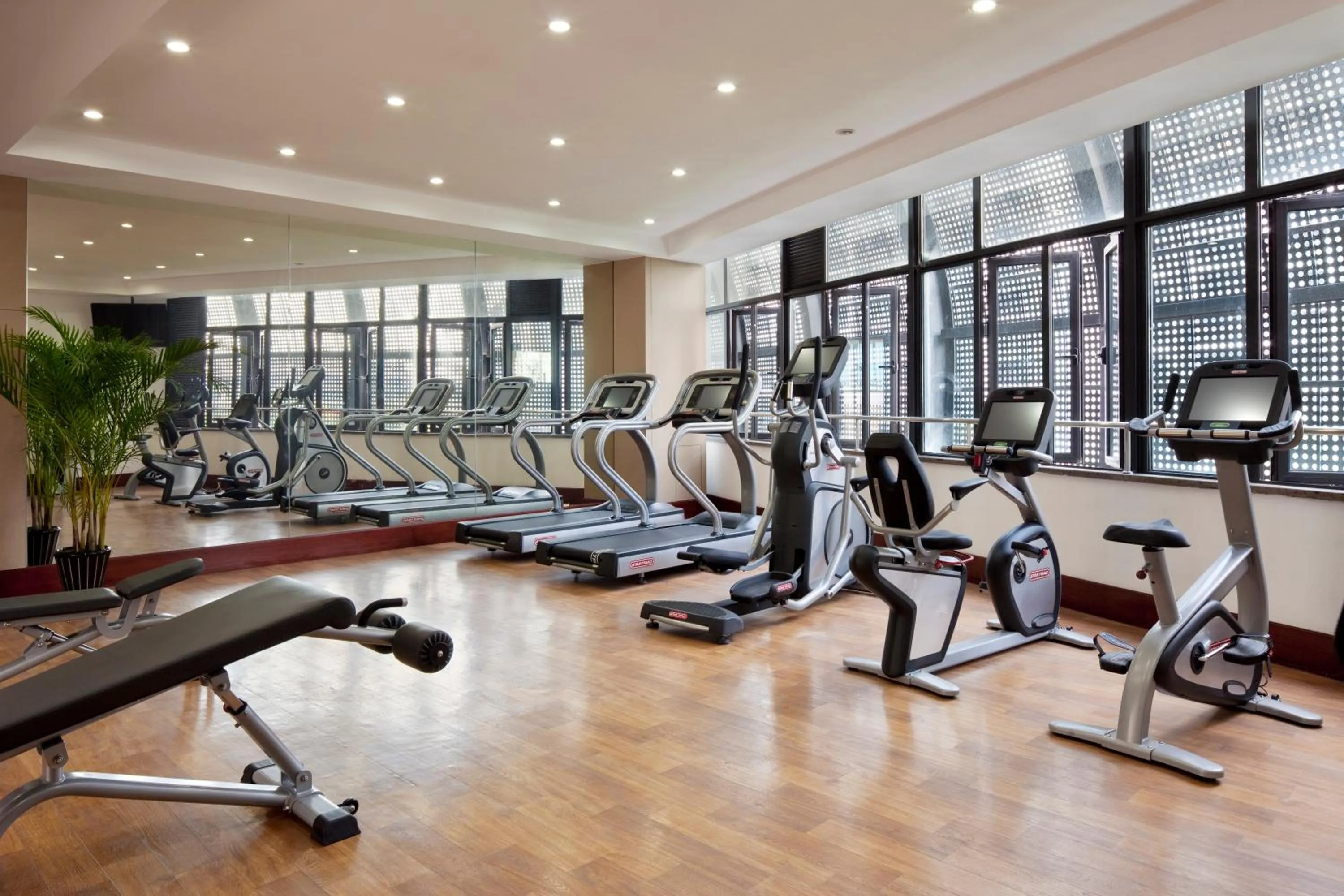 Fitness centre/facilities in Holiday Inn Hangzhou CBD by IHG