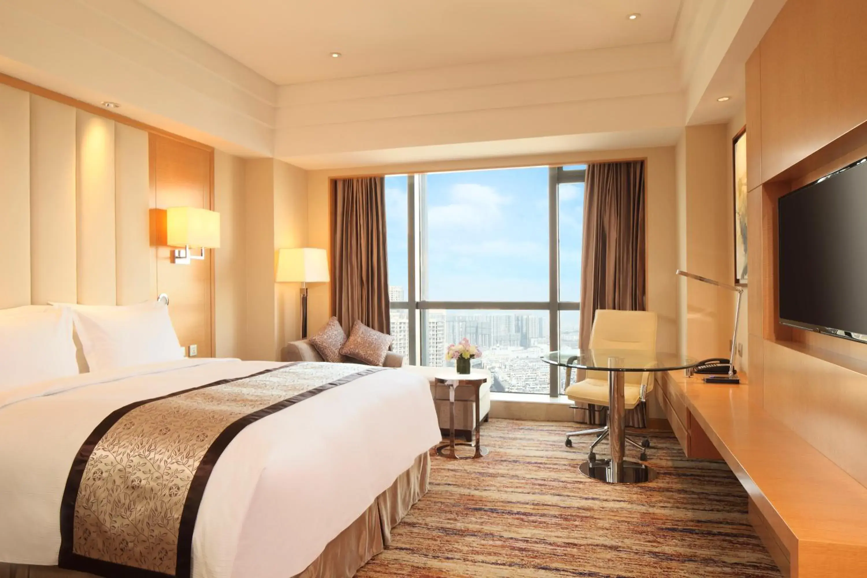 Executive King Room - Lounge Access in DoubleTree by Hilton Wuhu Executive King Room - Lounge Access in DoubleTree by Hilton Wuhu