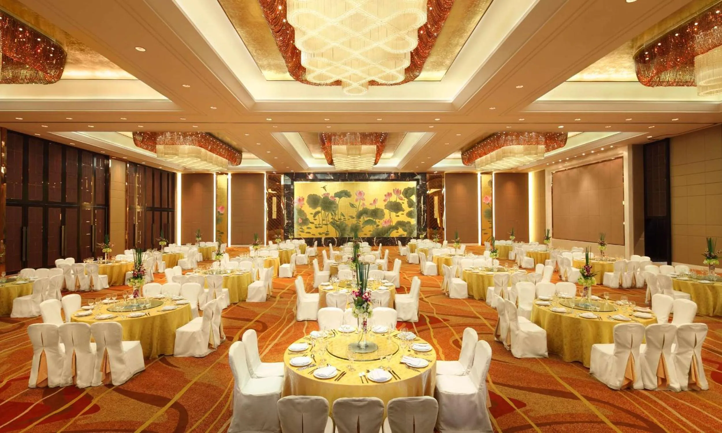Meeting/conference room in DoubleTree by Hilton Wuhu