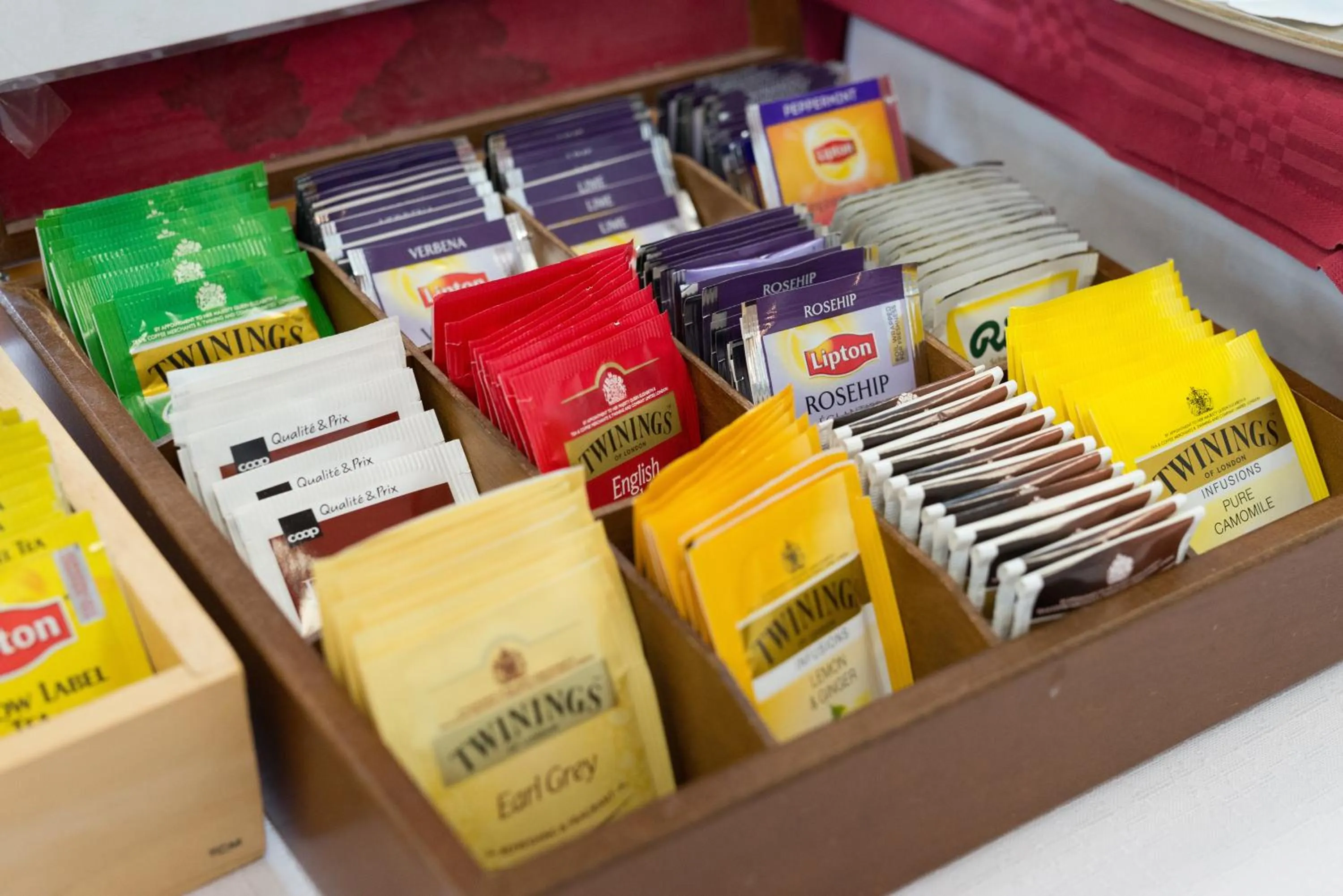 Restaurant/places to eat in Hotel Bel-Air Eden