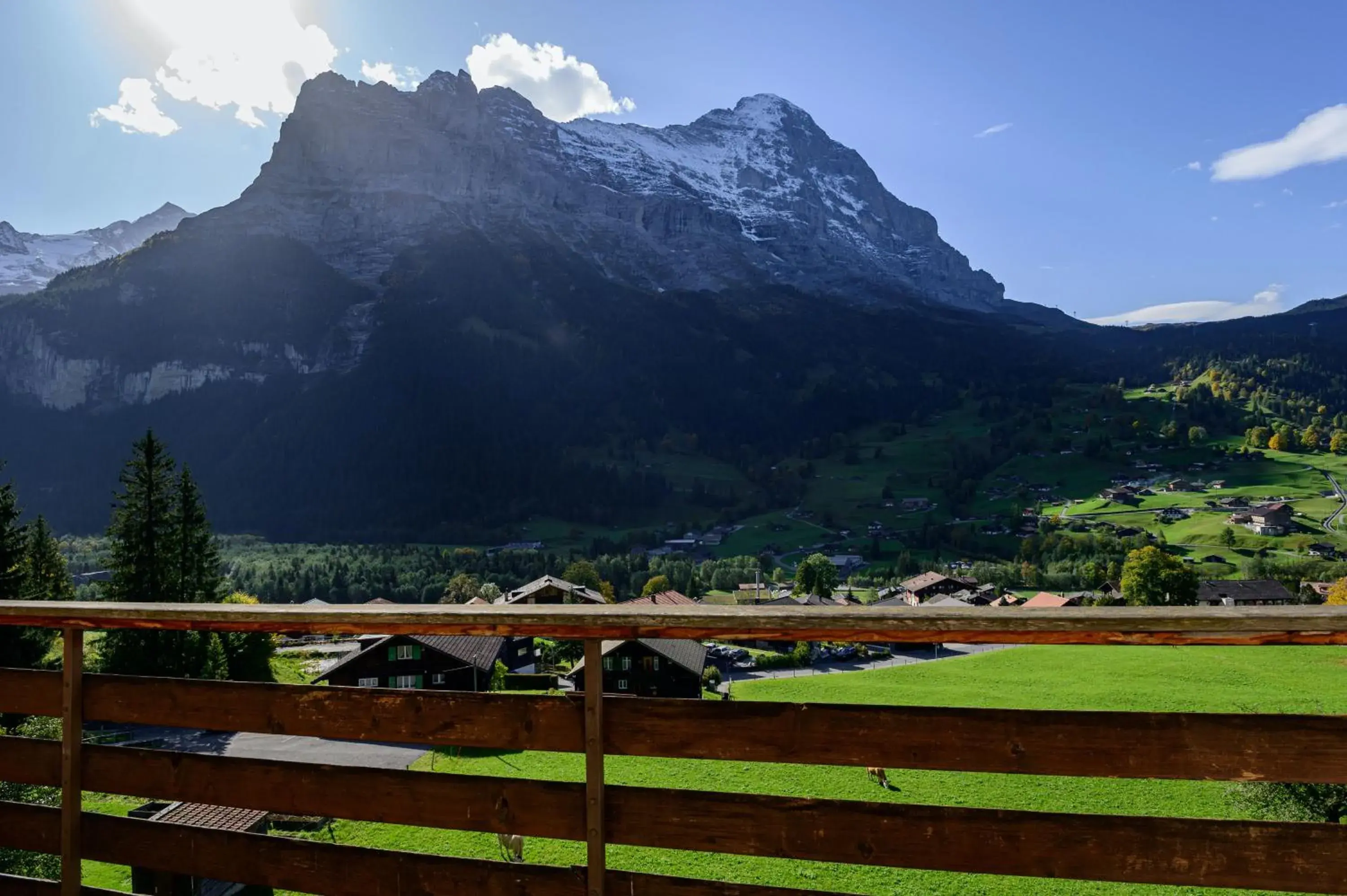 Double or Twin Room with Balcony and Mountain View in Hotel Bel-Air Eden Double or Twin Room with Balcony and Mountain View in Hotel Bel-Air Eden